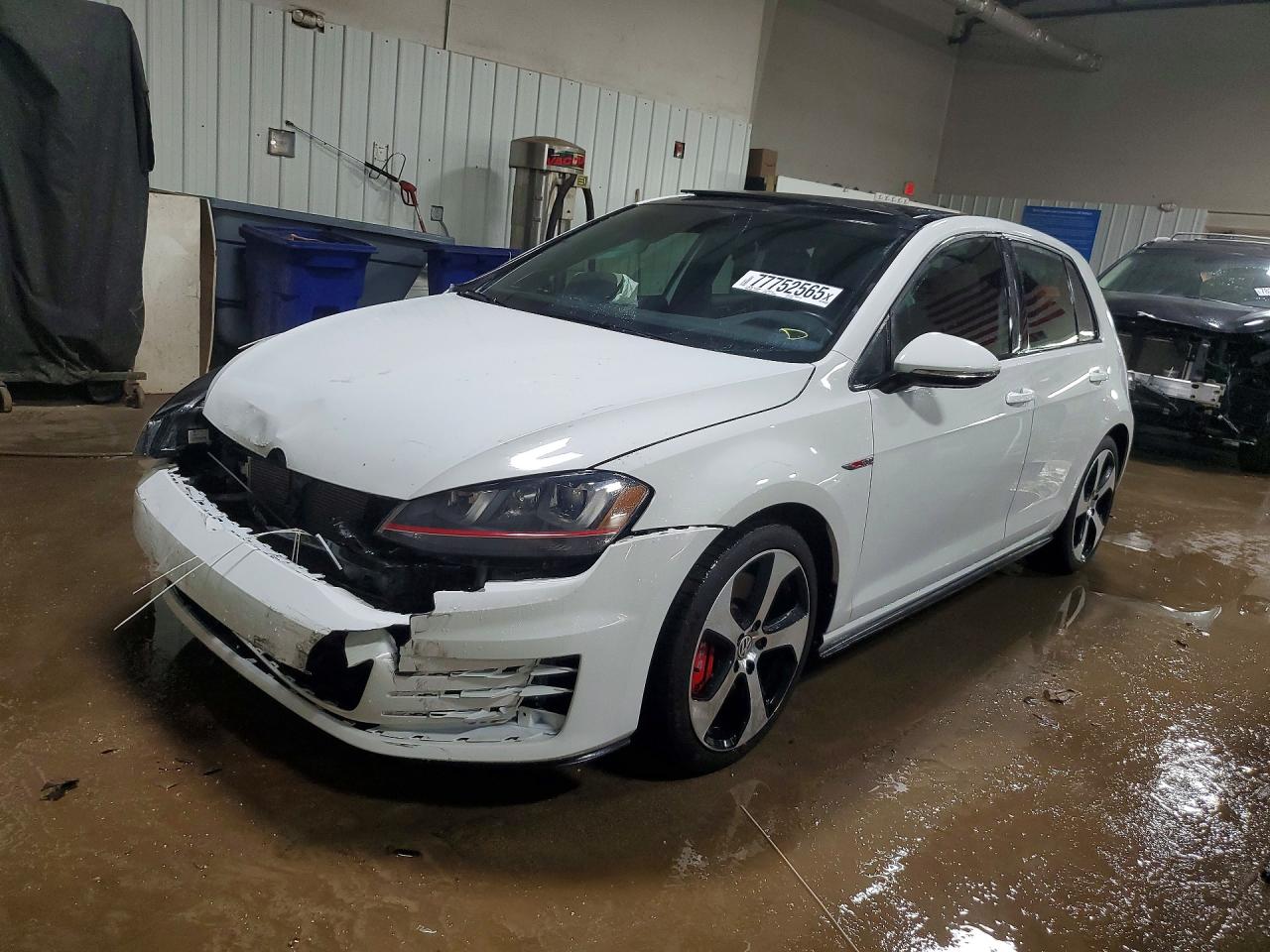 3VW447AU5HM072396