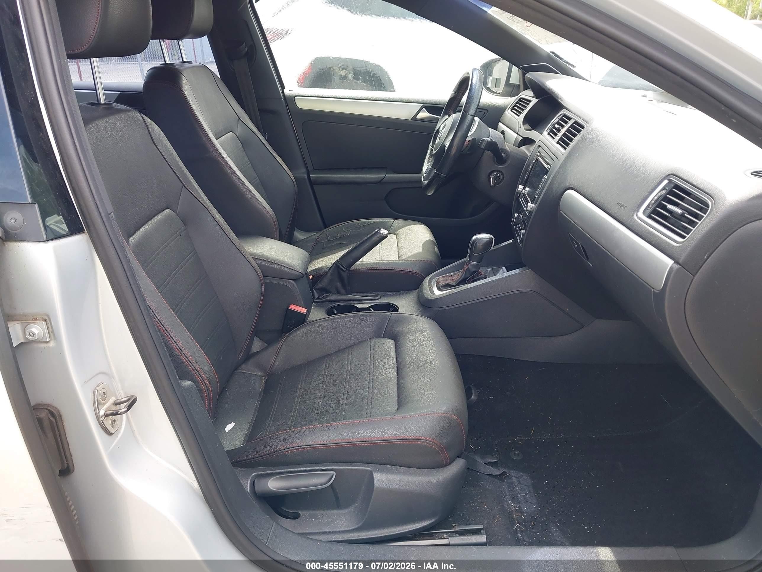 2012 Volkswagen Jetta Gli Autobahn Silver vin: 3VW467AJ0CM463450