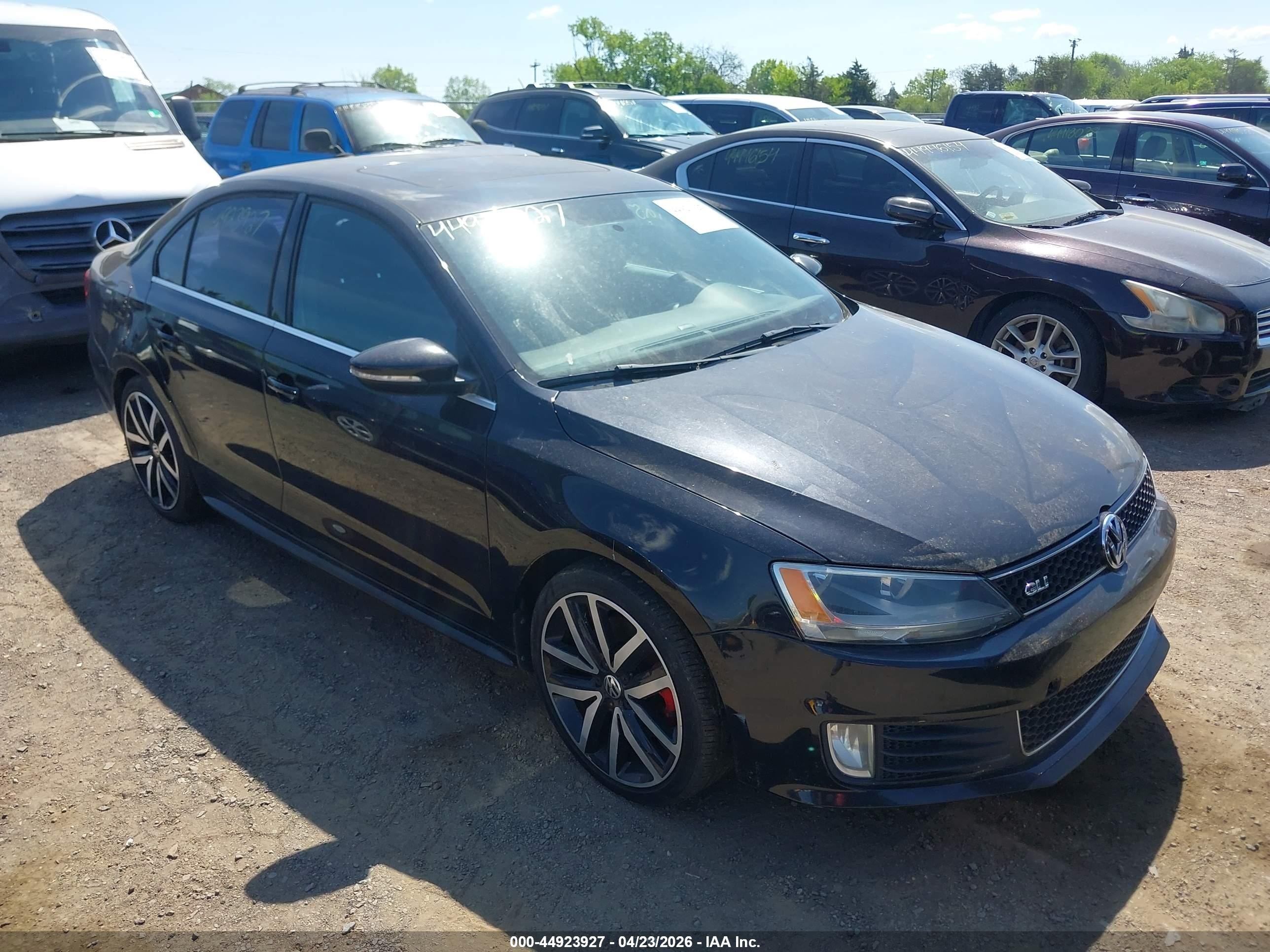 3VW467AJ5CM453934