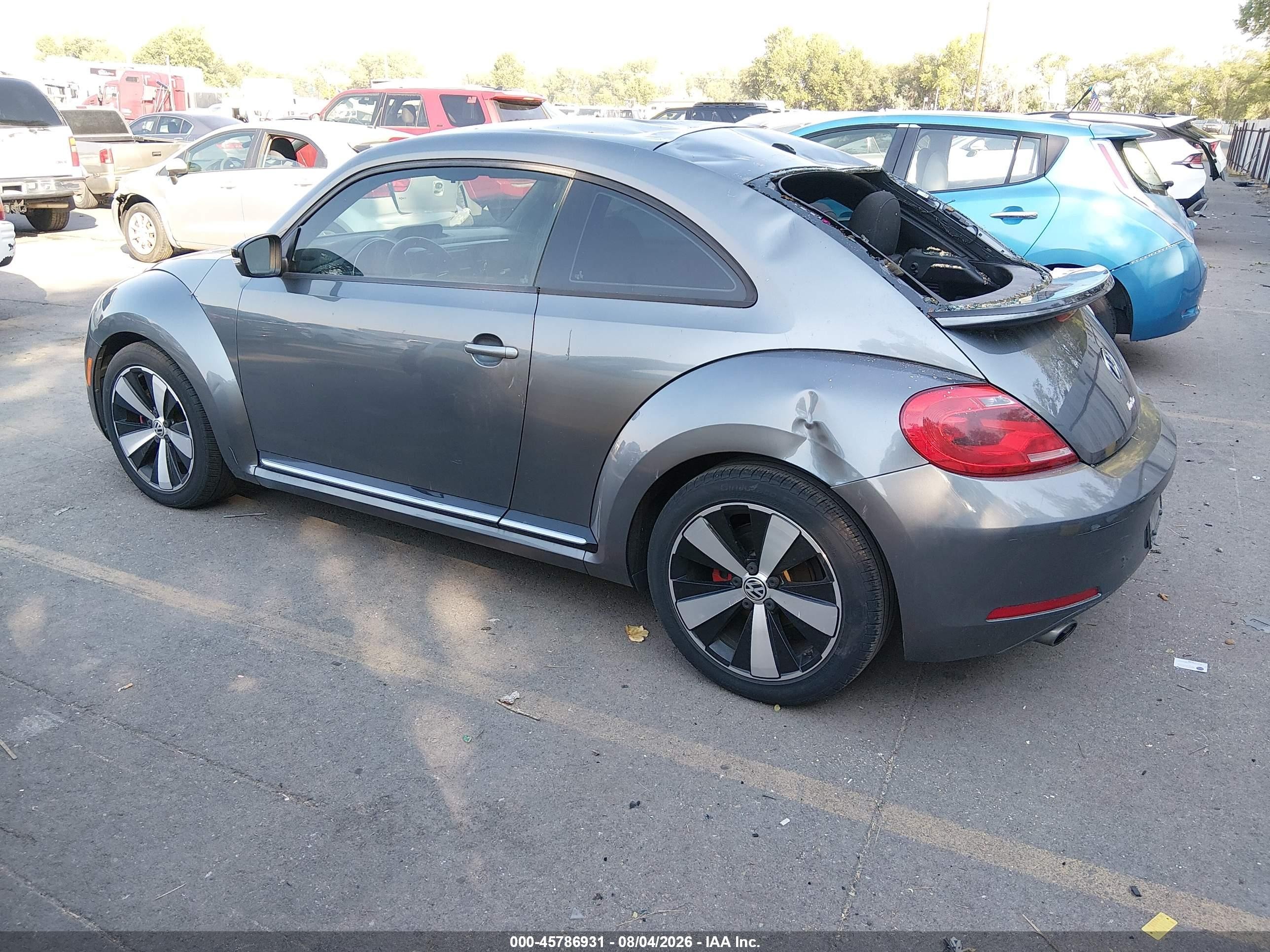 2013 Volkswagen Beetle 2.0t Turbo Gray vin: 3VW467AT1DM602312