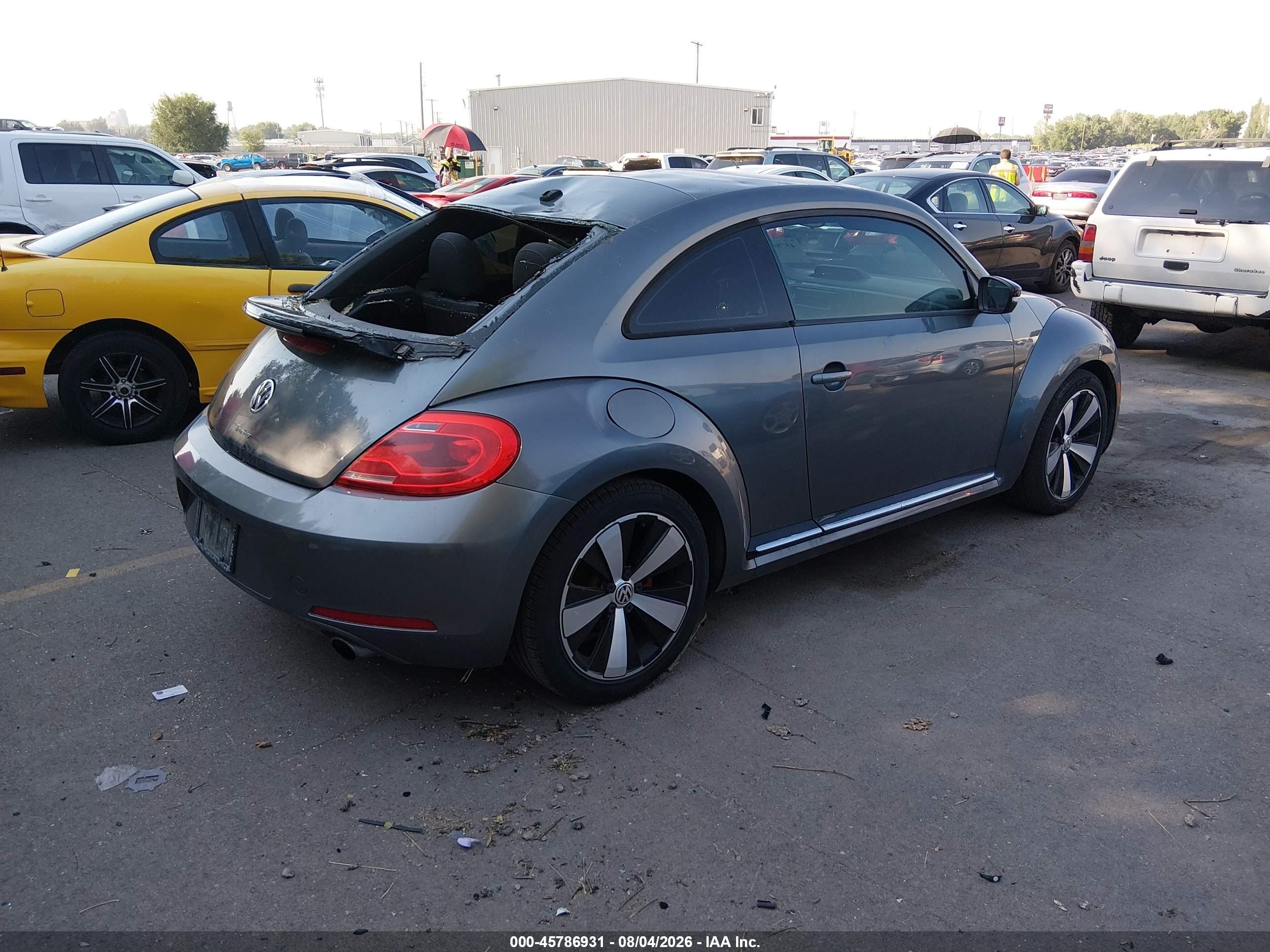 2013 Volkswagen Beetle 2.0t Turbo Gray vin: 3VW467AT1DM602312