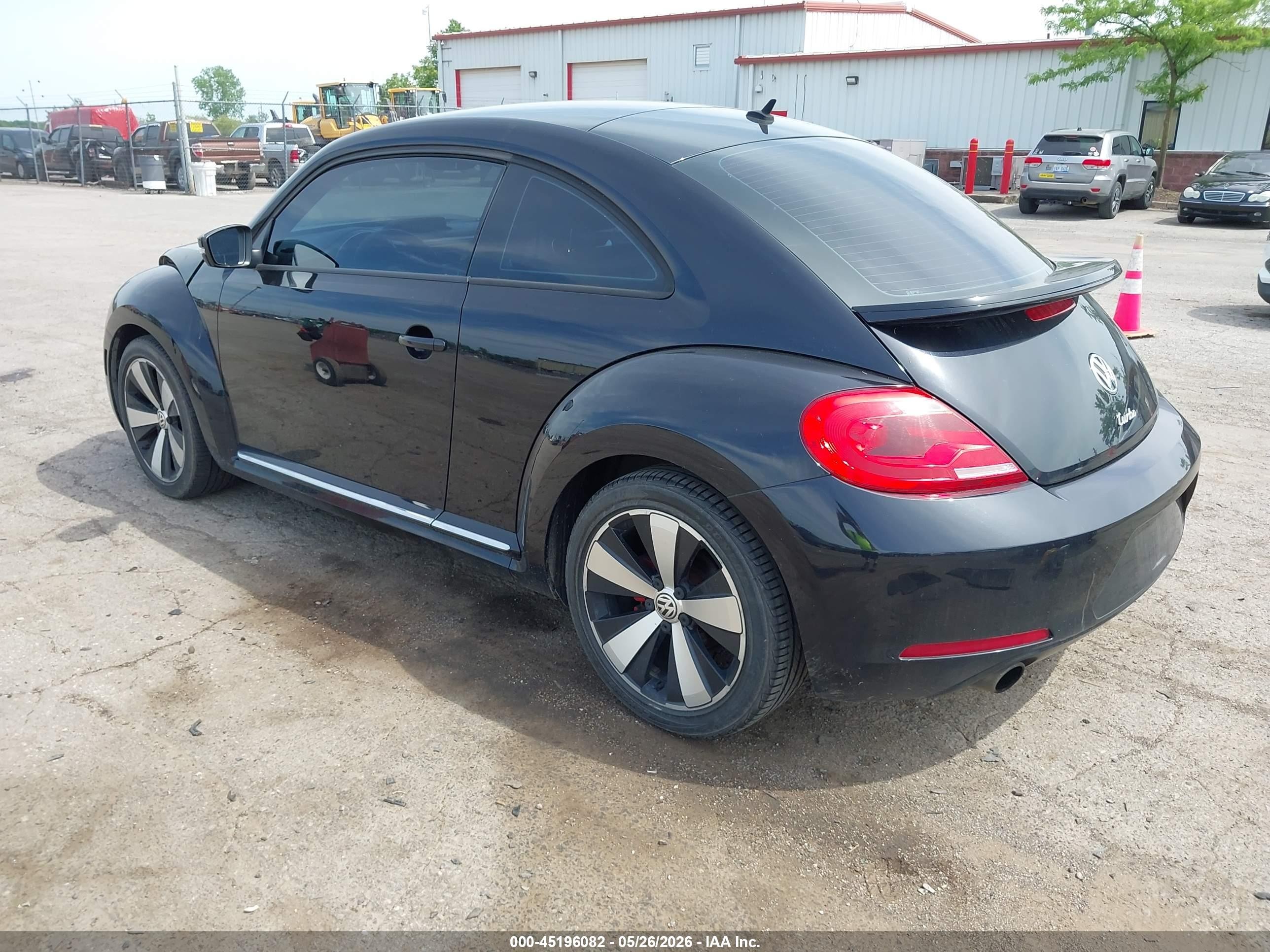 2012 Volkswagen Beetle 2.0t Turbo Черный vin: 3VW467ATXCM643682