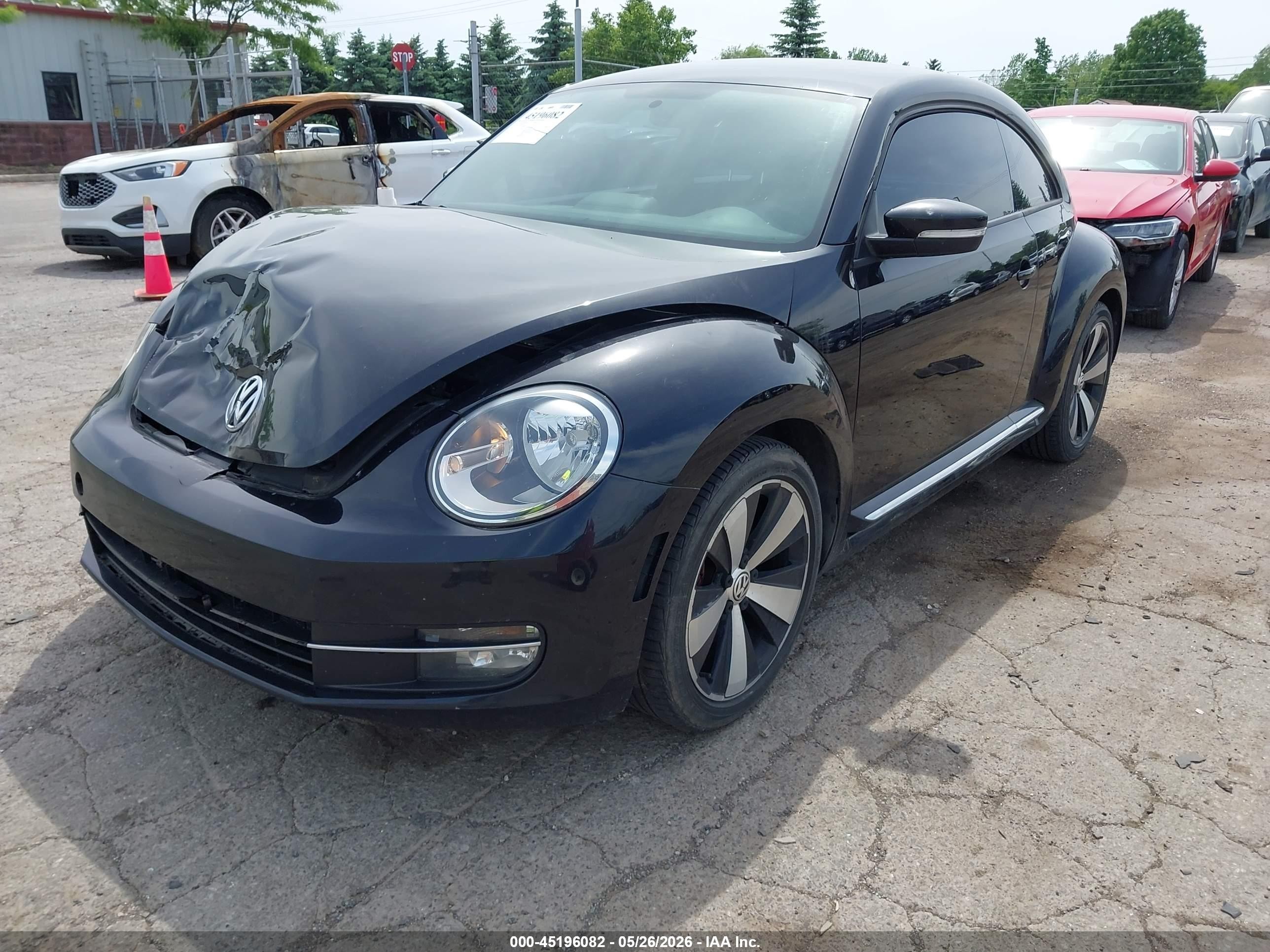 2012 Volkswagen Beetle 2.0t Turbo Черный vin: 3VW467ATXCM643682