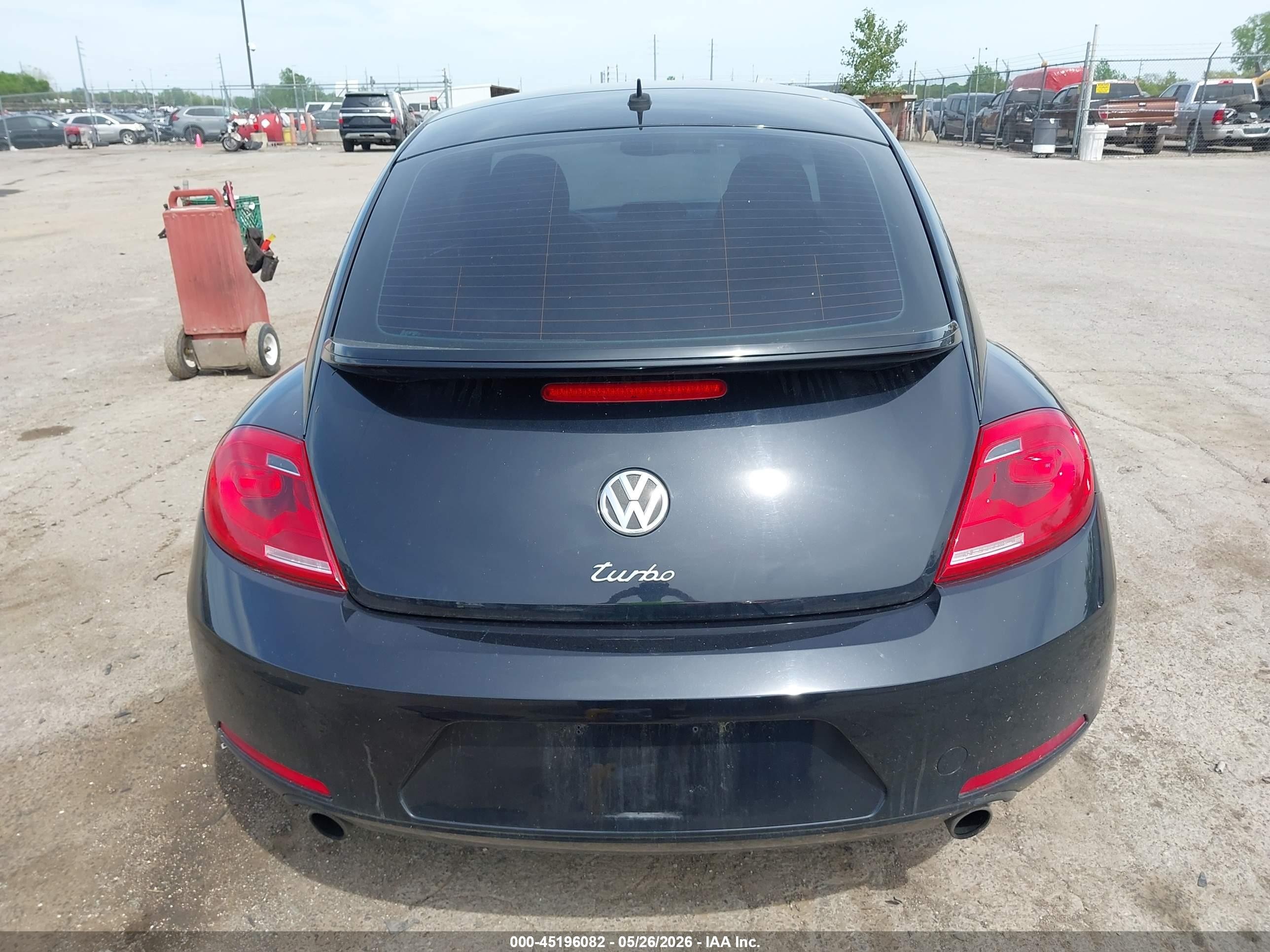 2012 Volkswagen Beetle 2.0t Turbo Черный vin: 3VW467ATXCM643682