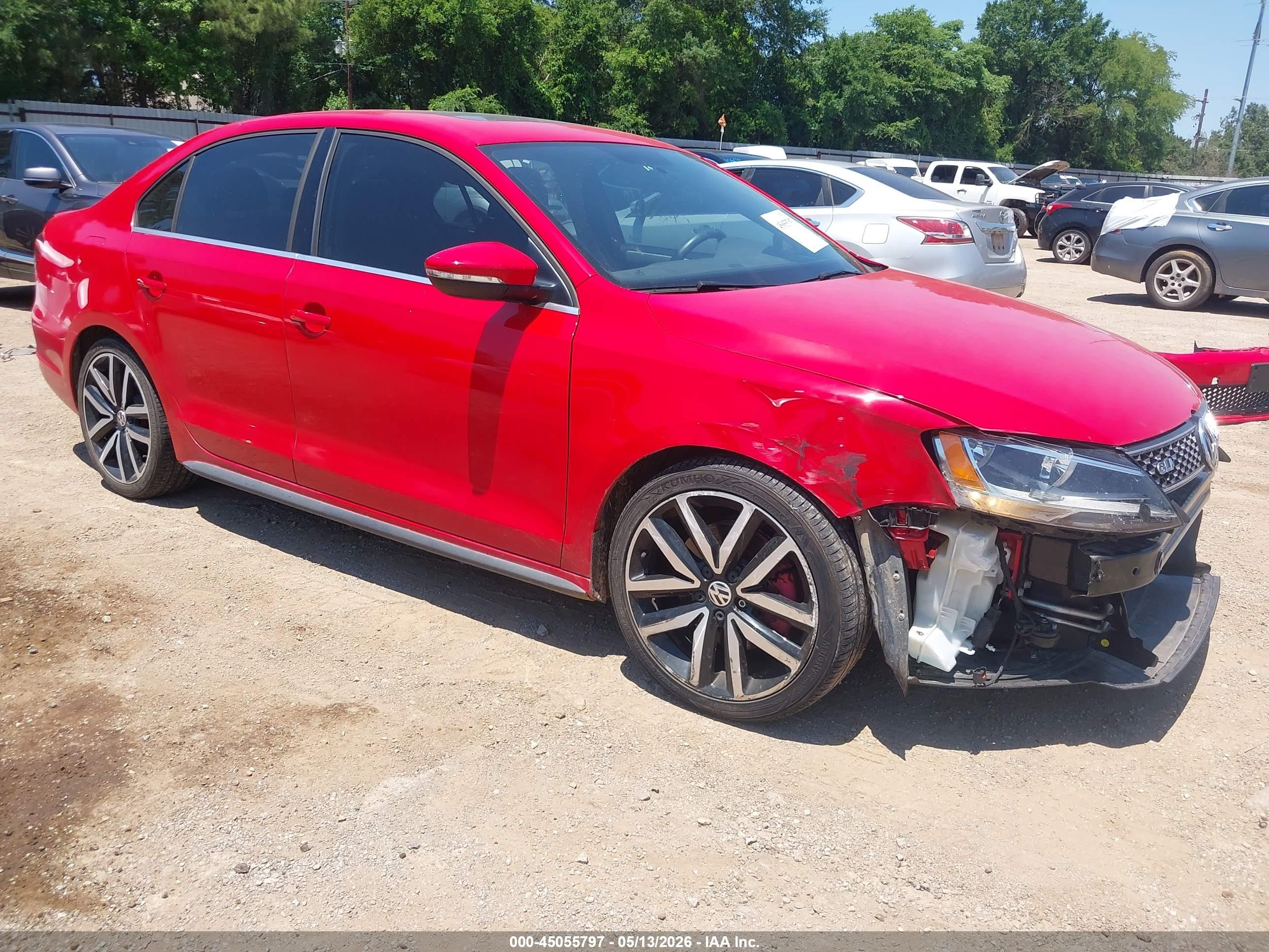 3VW487AJ4CM007834