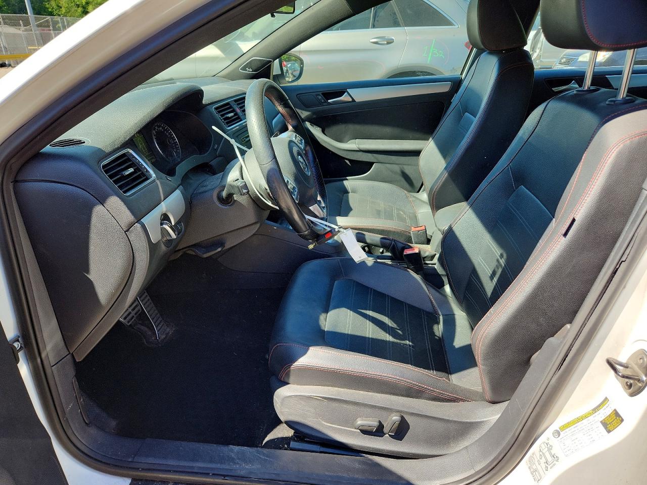 2013 Volkswagen Jetta Gli White vin: 3VW4A7AJ4DM239730