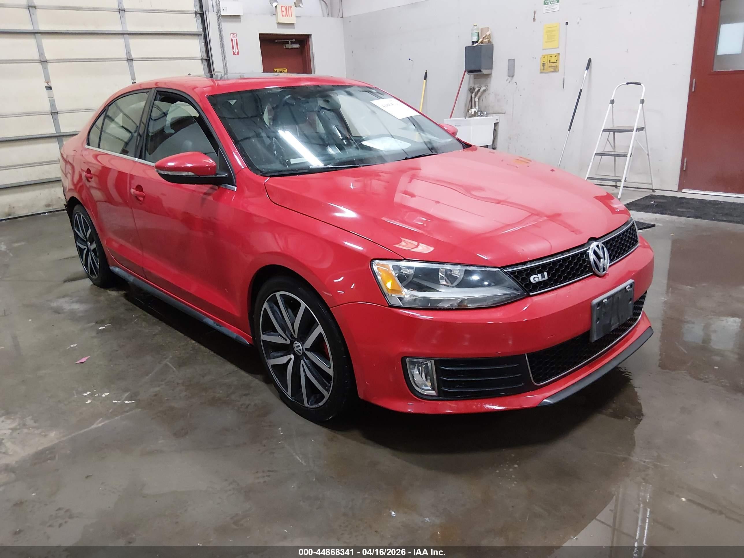 2013 Volkswagen Jetta Gli Autobahn Red vin: 3VW4A7AJ5DM233967