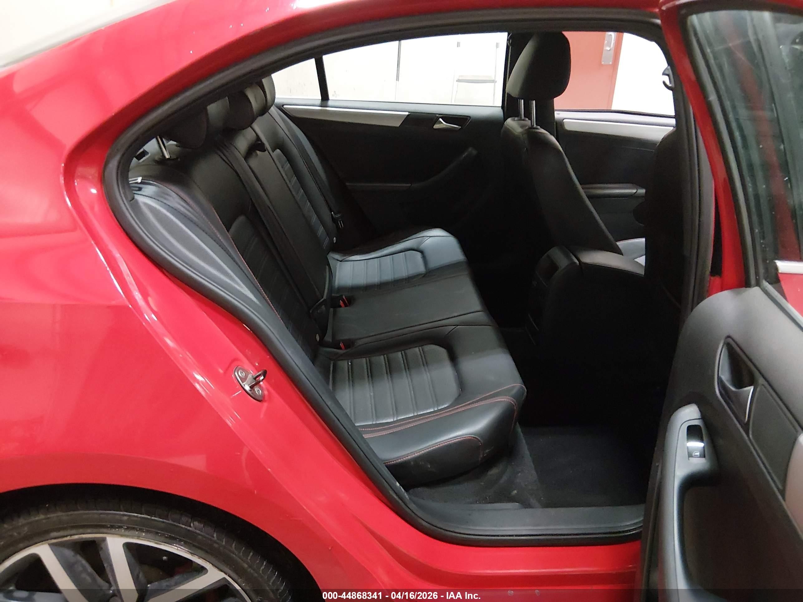 2013 Volkswagen Jetta Gli Autobahn Red vin: 3VW4A7AJ5DM233967