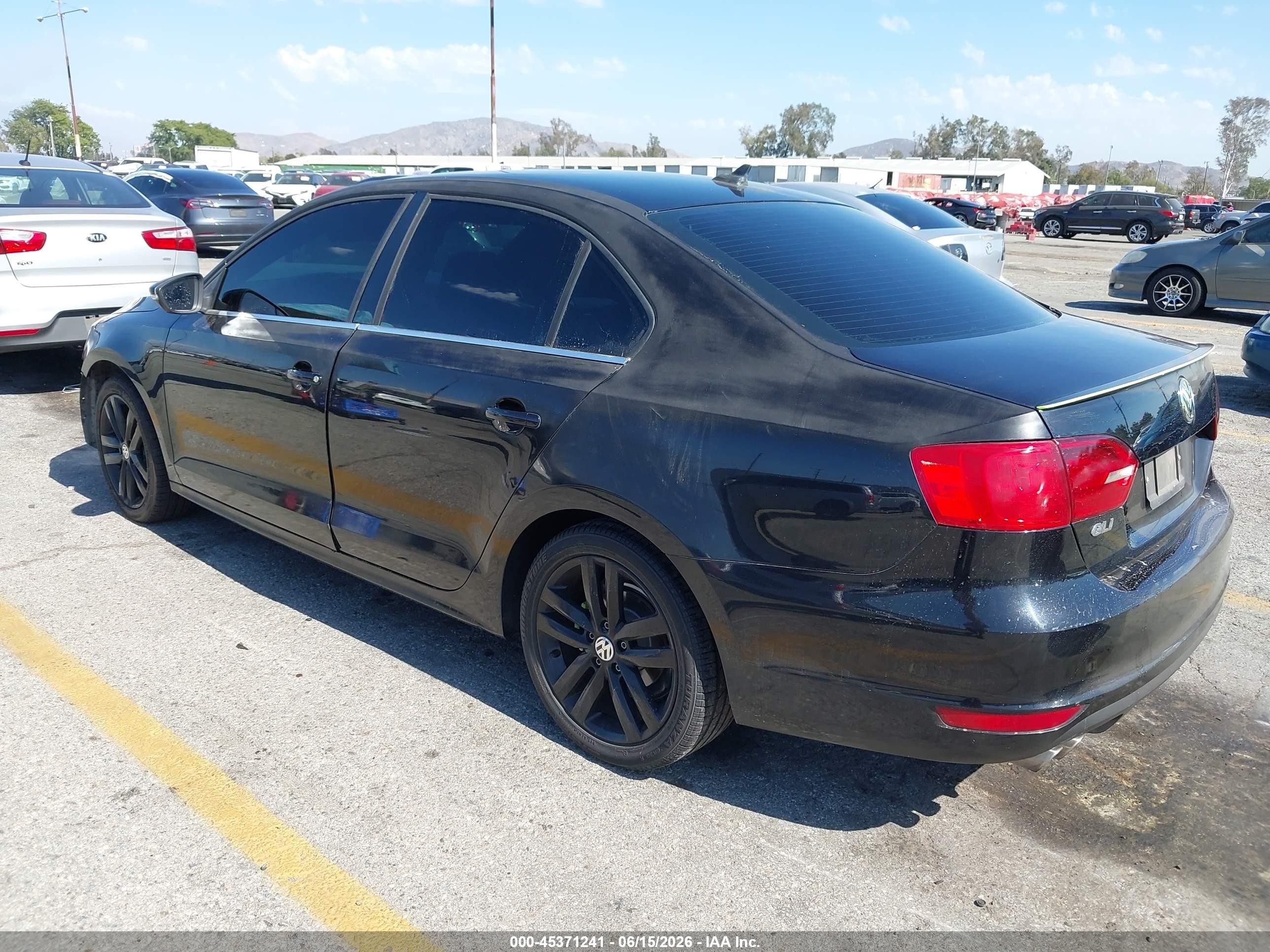 2013 Volkswagen Jetta Gli Black vin: 3VW4A7AJ6DM260305