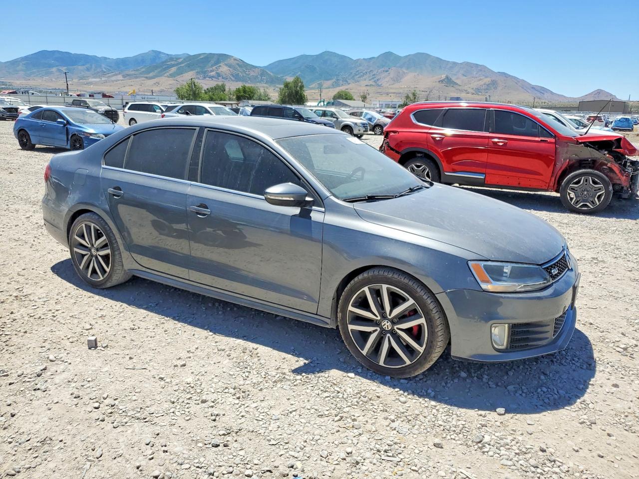 2012 Volkswagen Jetta Gli Charcoal vin: 3VW4A7AJ7CM034451