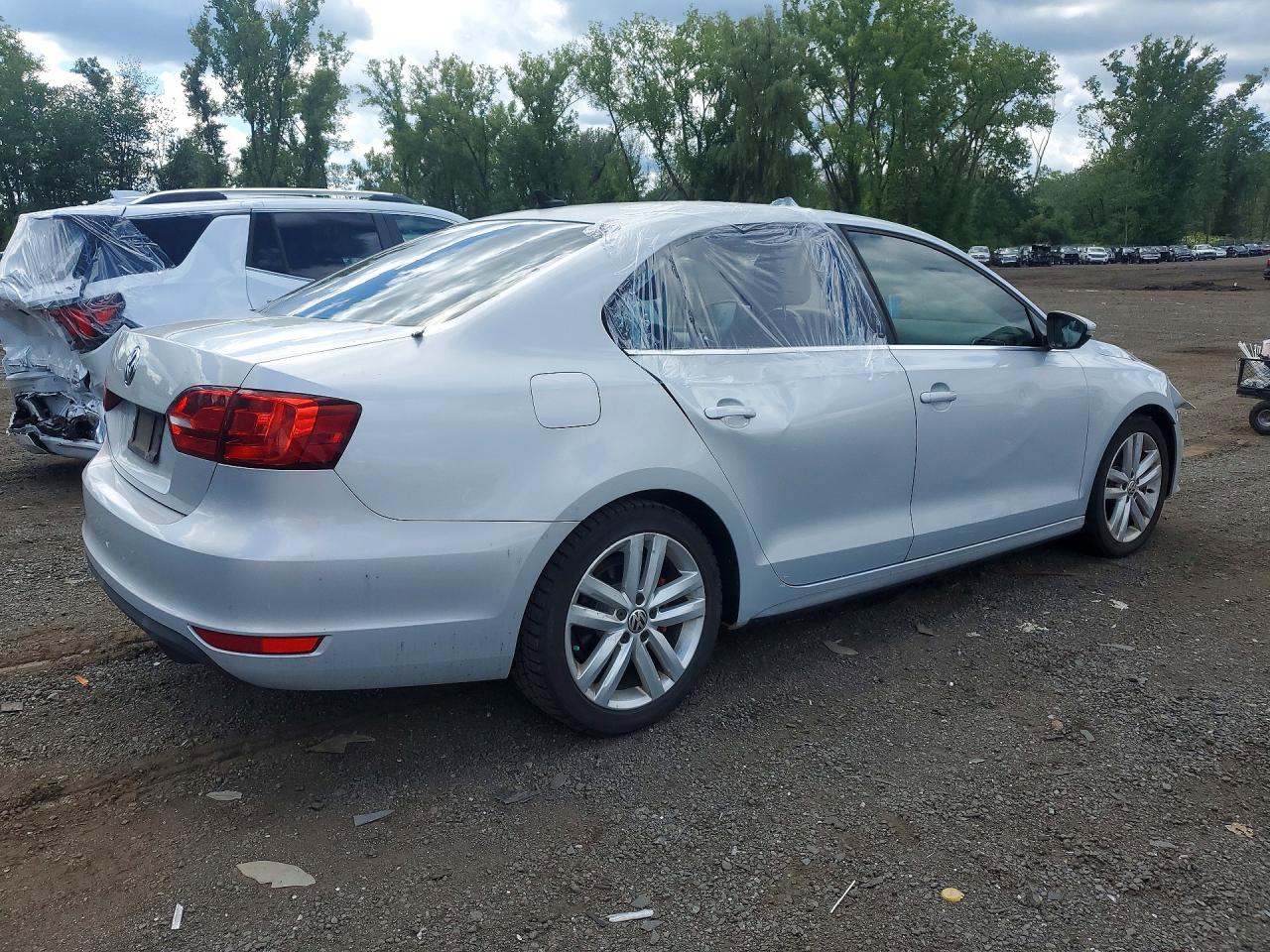 2012 Volkswagen Jetta Gli White vin: 3VW4A7AJXCM123155