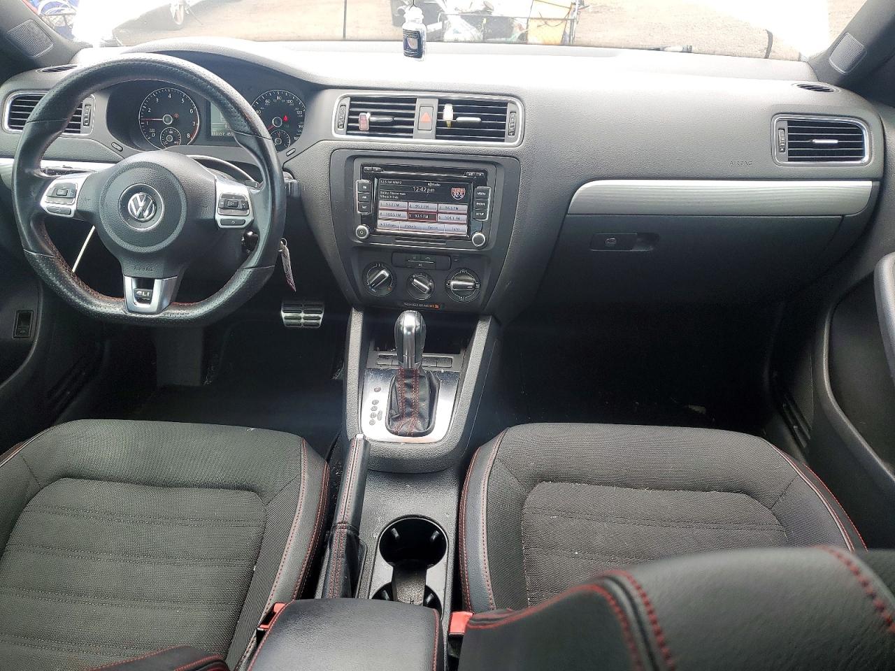 2012 Volkswagen Jetta Gli White vin: 3VW4A7AJXCM123155