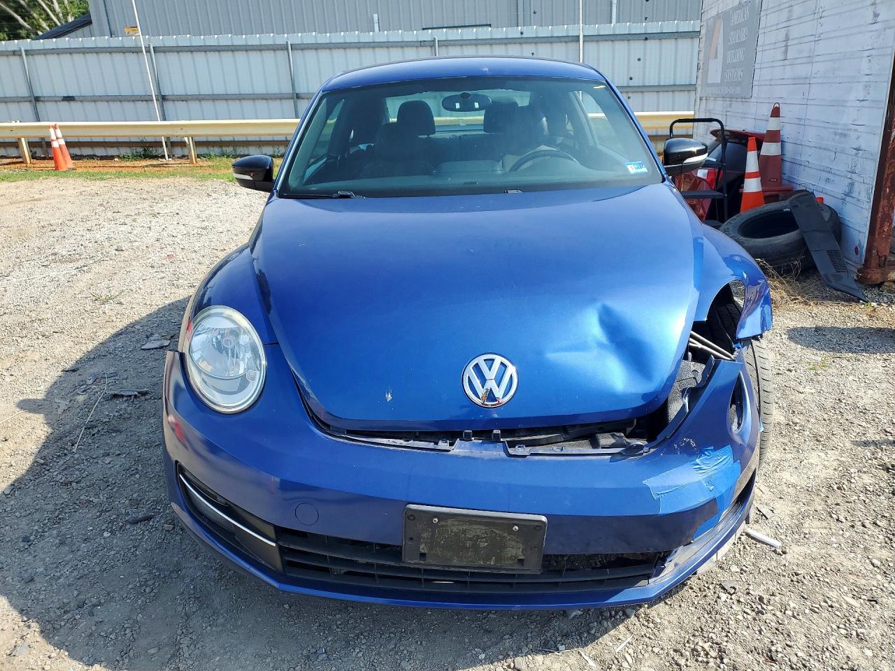 2012 Volkswagen Beetle Turbo Blue vin: 3VW4A7AT5CM634676