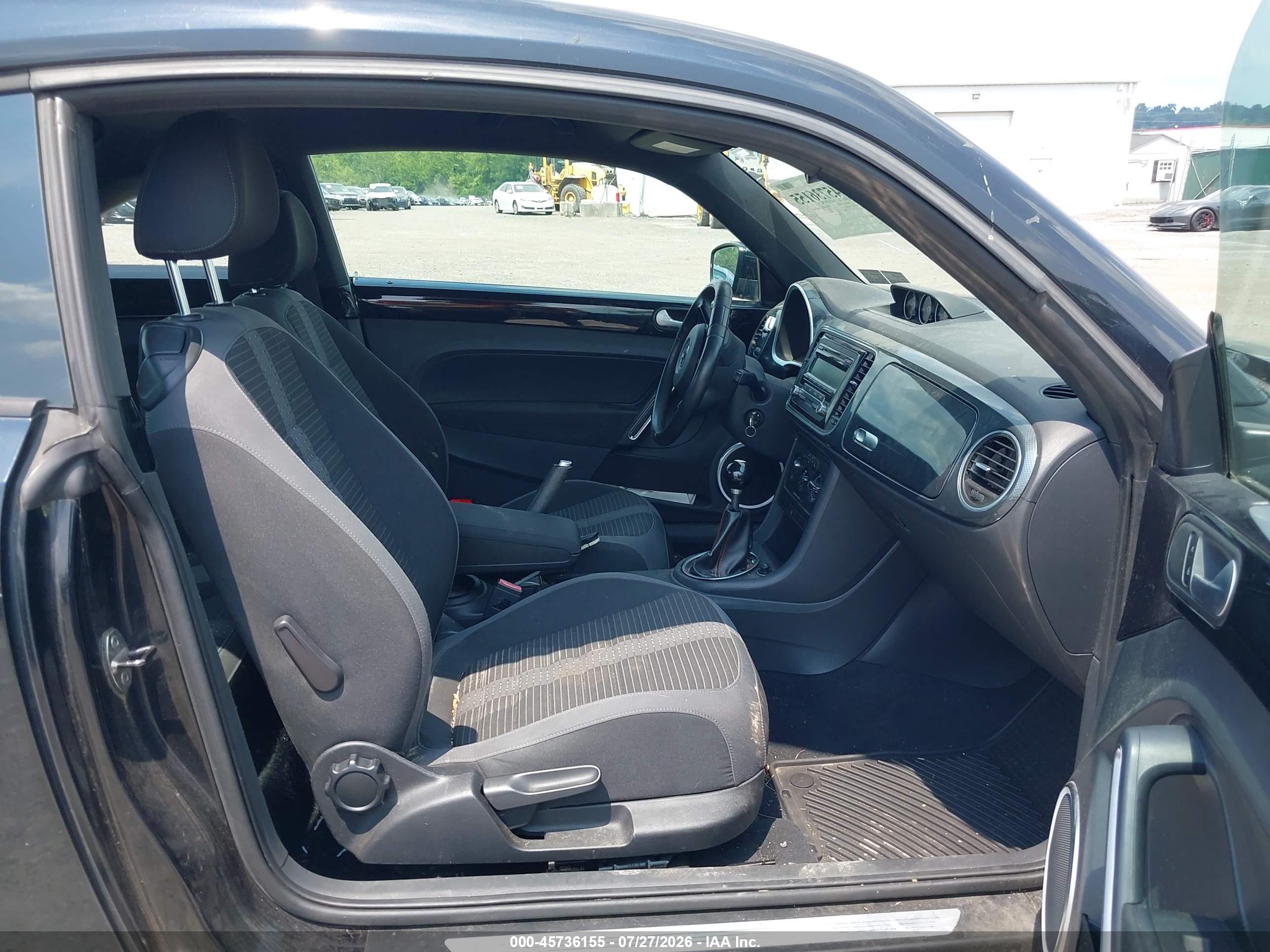 2013 Volkswagen Beetle 2.0t Turbo Black vin: 3VW4A7AT8DM621132