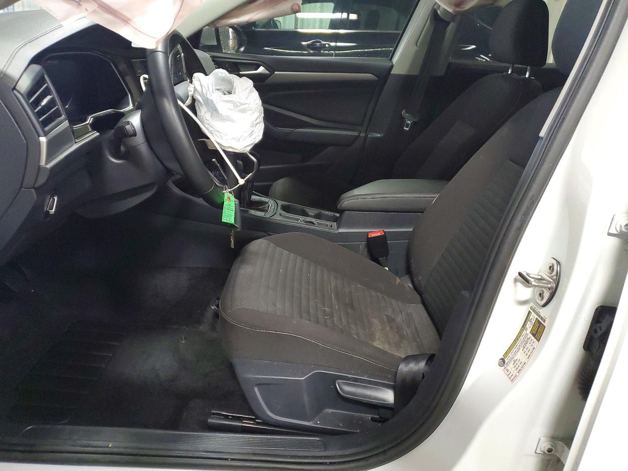 2024 Volkswagen Jetta S White vin: 3VW4M7BUXRM037868