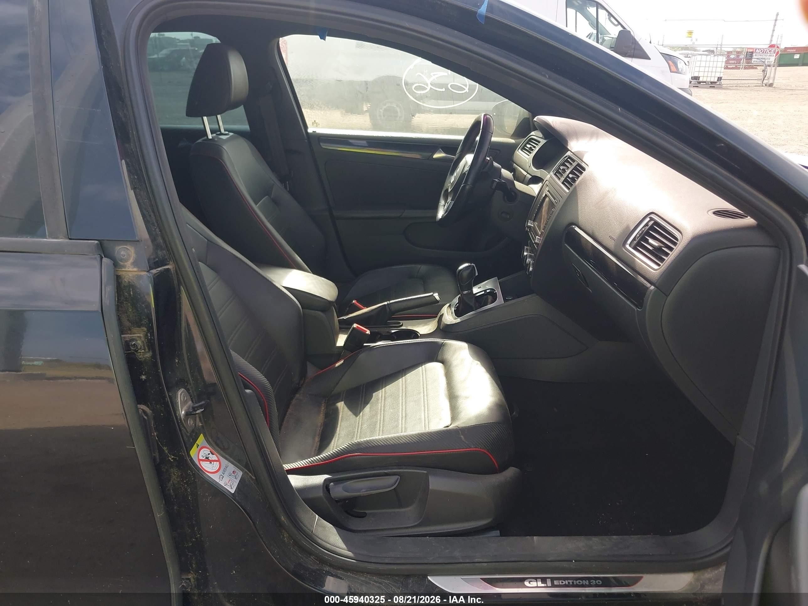 2014 Volkswagen Jetta   Black vin: 3VW4R6AJ7EM285296