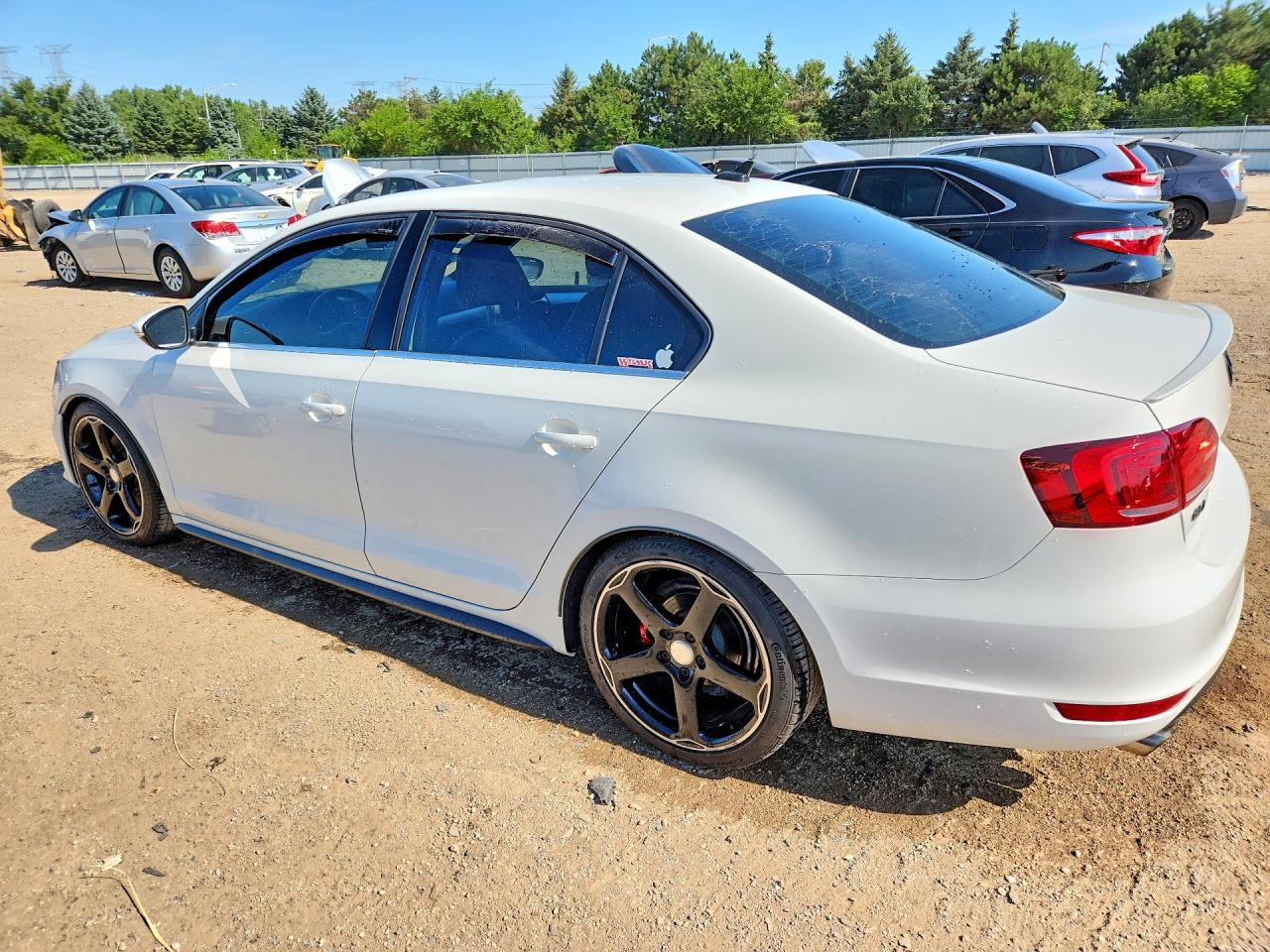 2013 Volkswagen Jetta Gli White vin: 3VW4S7AJ2DM299518