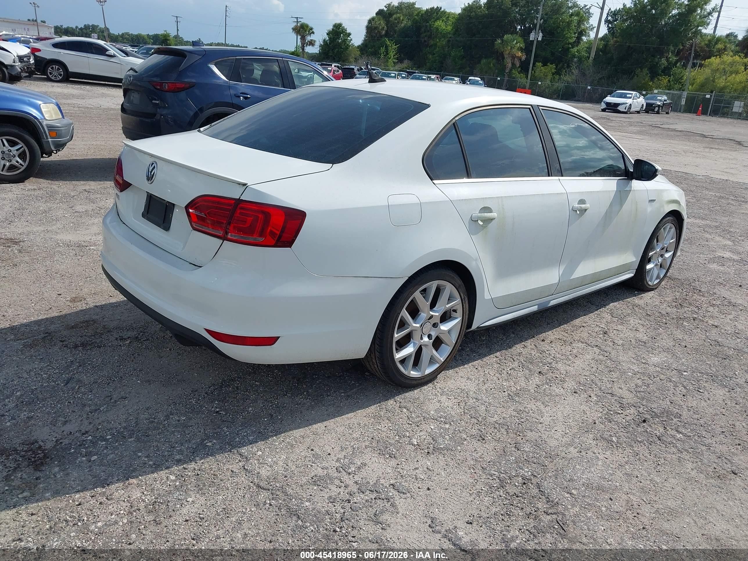2014 Volkswagen Jetta Gli Edition 30 W/nav Белый vin: 3VW4S7AJ2EM312480
