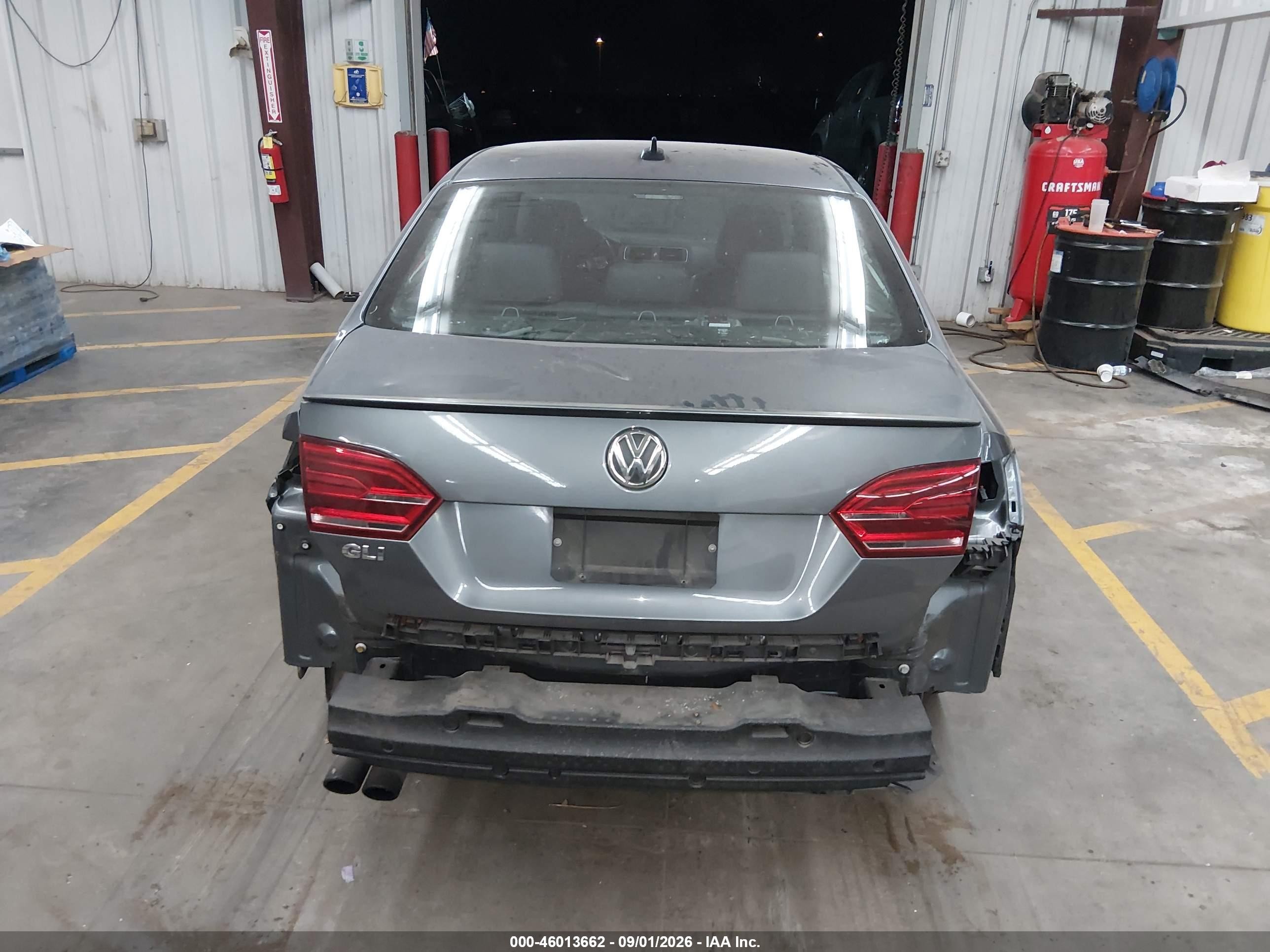 2014 Volkswagen Jetta Gli Autobahn Gray vin: 3VW4S7AJ3EM385423