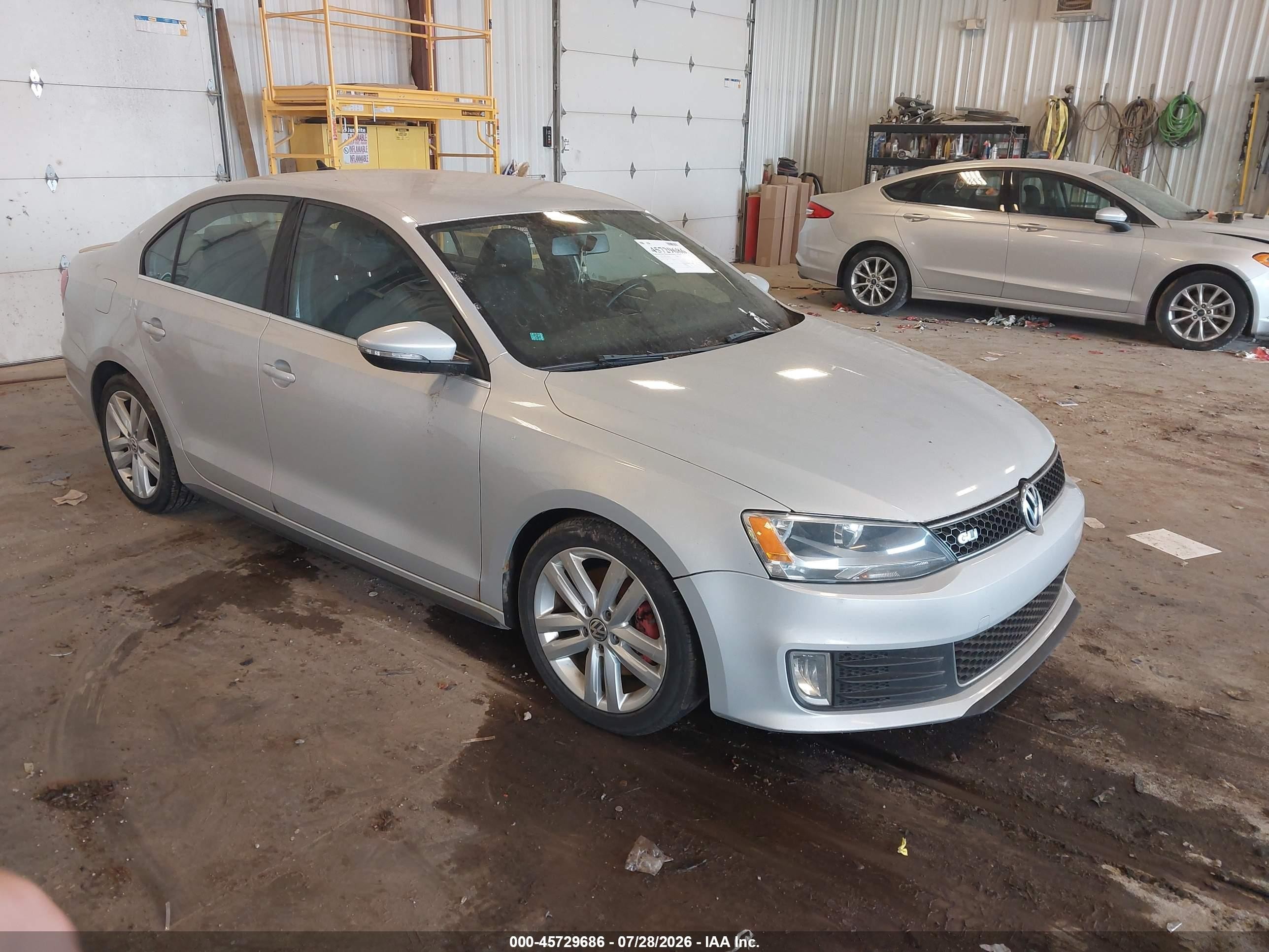 2013 Volkswagen Jetta Gli Silver vin: 3VW4S7AJ4DM285314