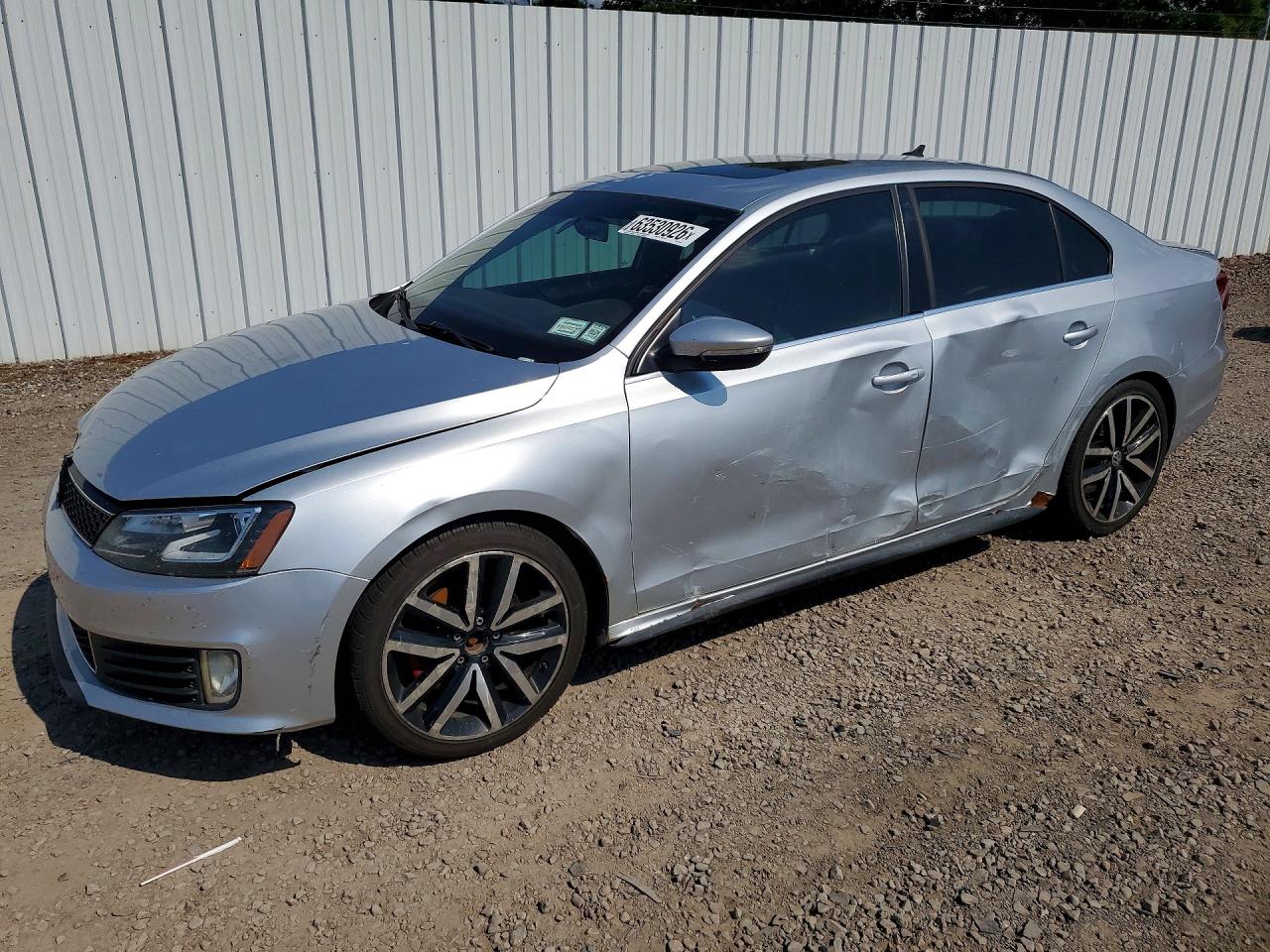 3VW4S7AJ4EM211568