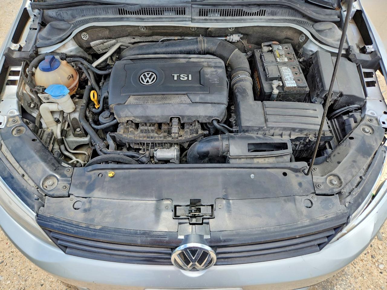 2015 Volkswagen Jetta Silver vin: 3VW4S7AJ5FM265981