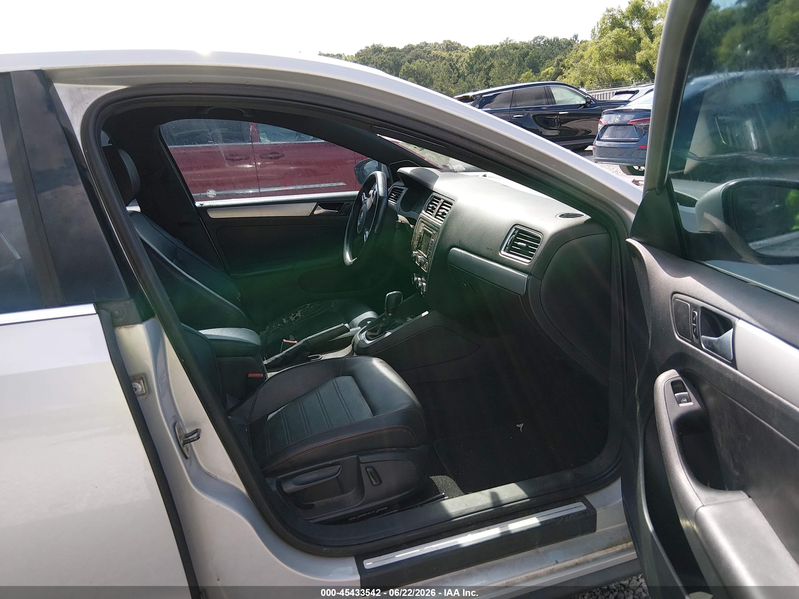 2013 Volkswagen Jetta Gli Autobahn W/nav Silver vin: 3VW4S7AJ8DM304107