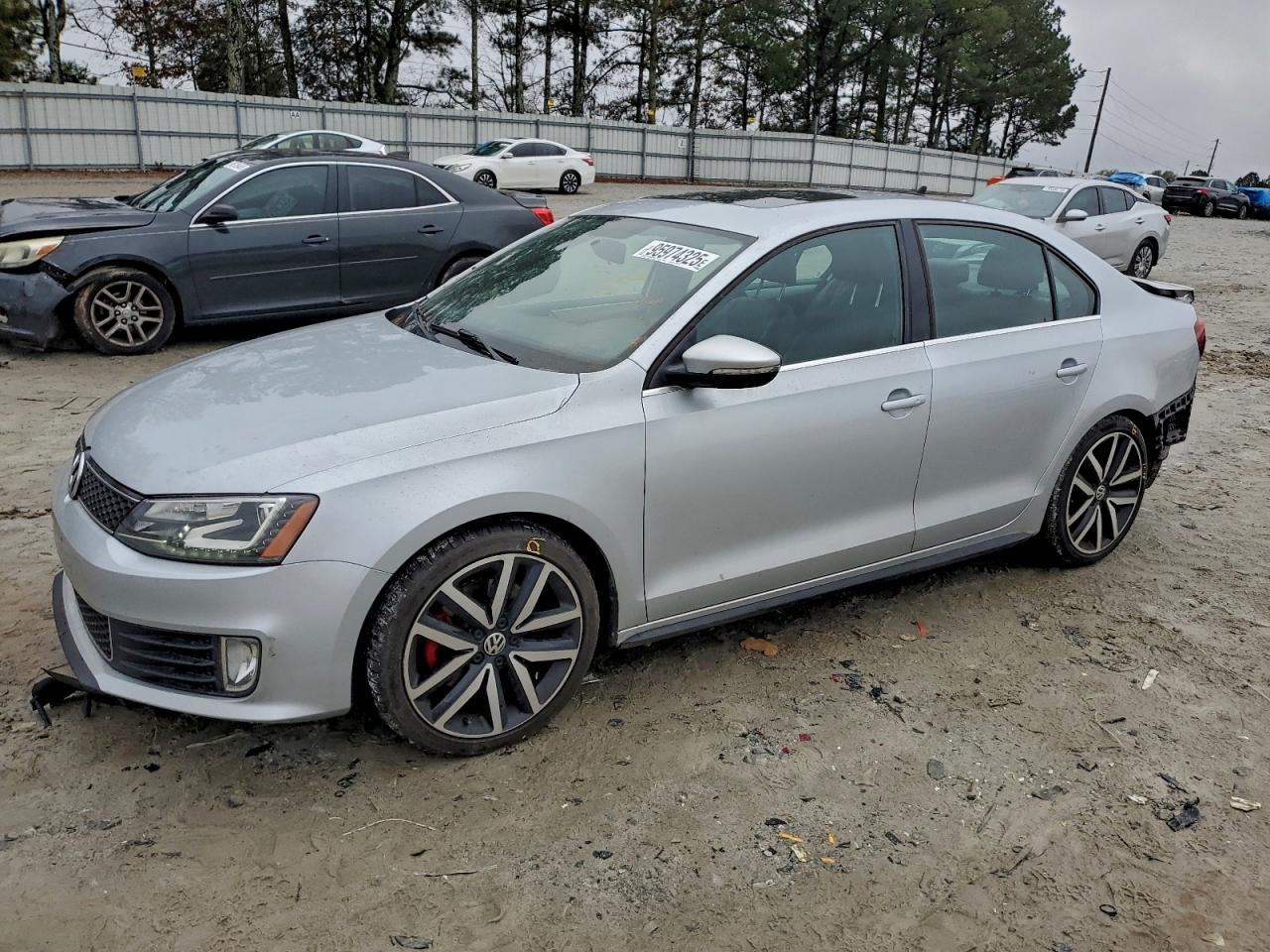 3VW4S7AJ8EM211475