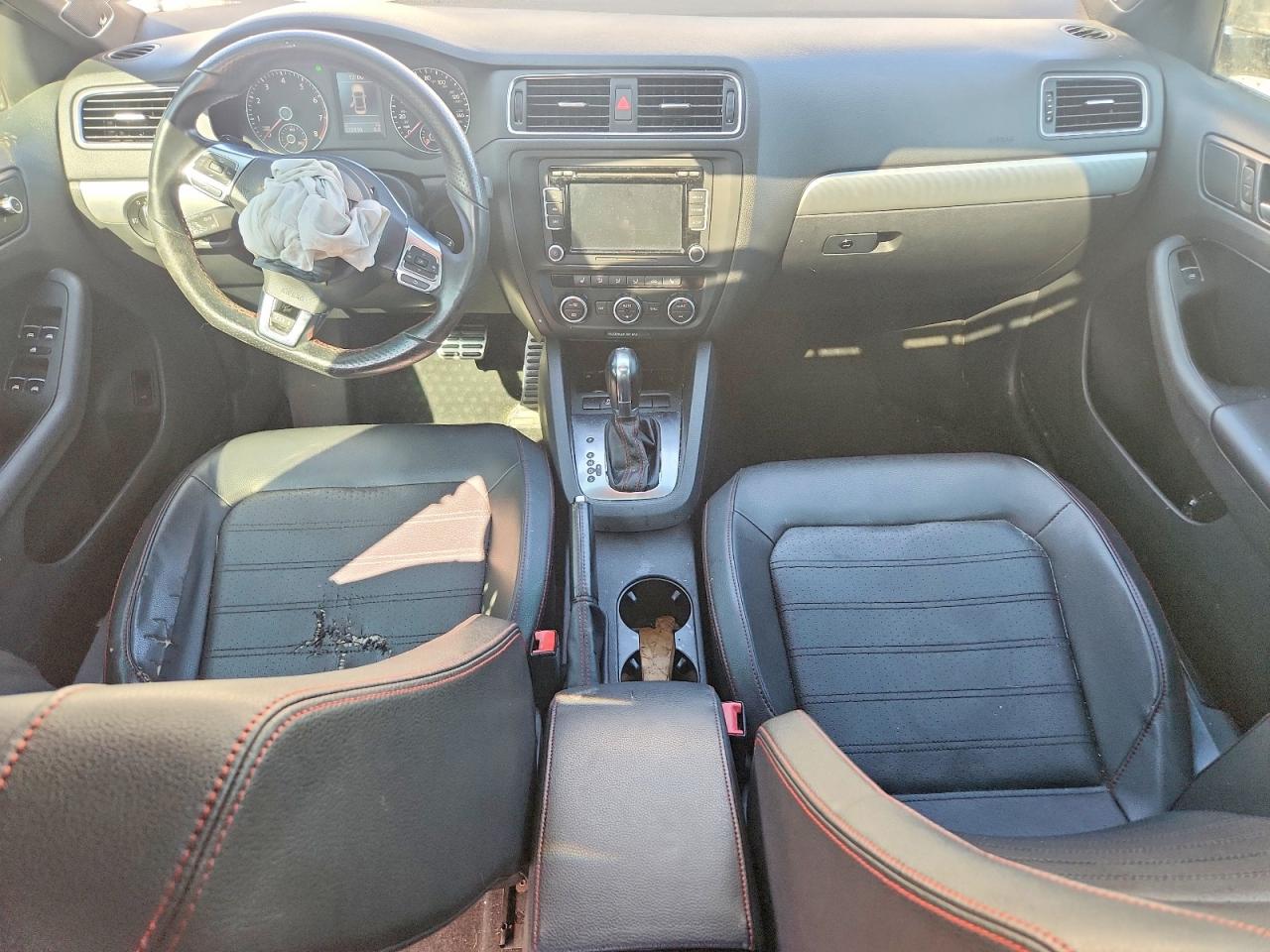 2014 Volkswagen Jetta Gli White vin: 3VW4S7AJ9EM209752