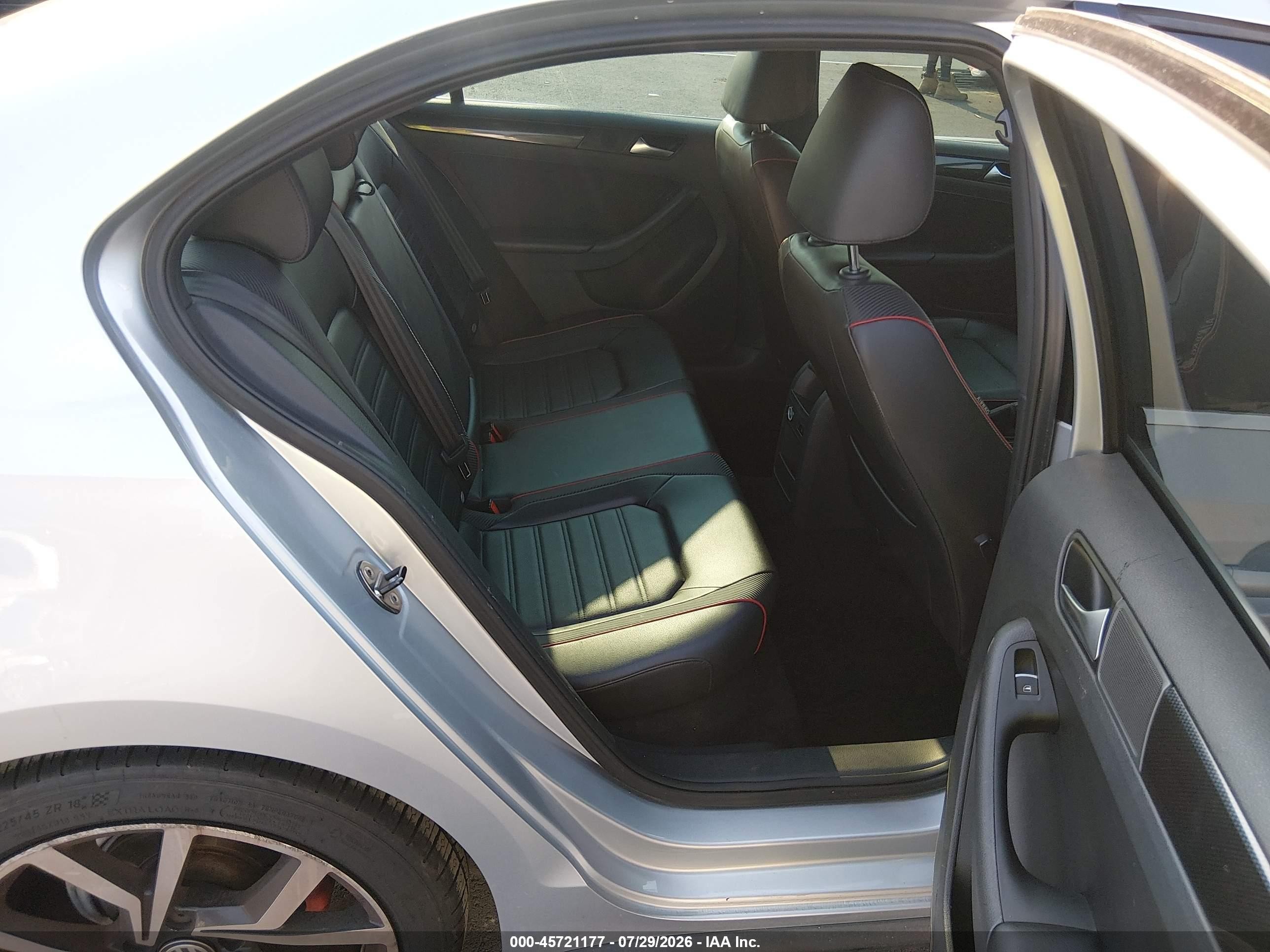 2014 Volkswagen Jetta Gli Edition 30 Серебряный vin: 3VW4S7AJ9EM318616