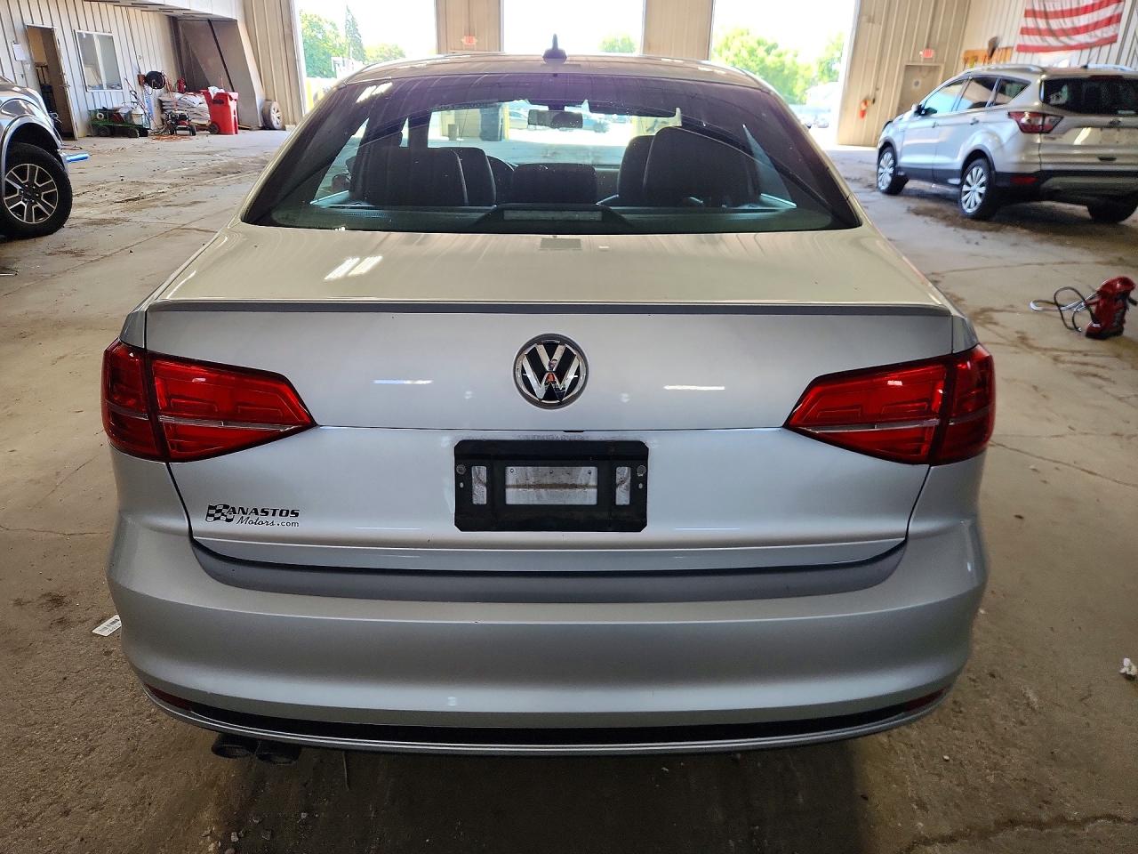 2015 Volkswagen Jetta Gli Silver vin: 3VW4S7AJXFM419357