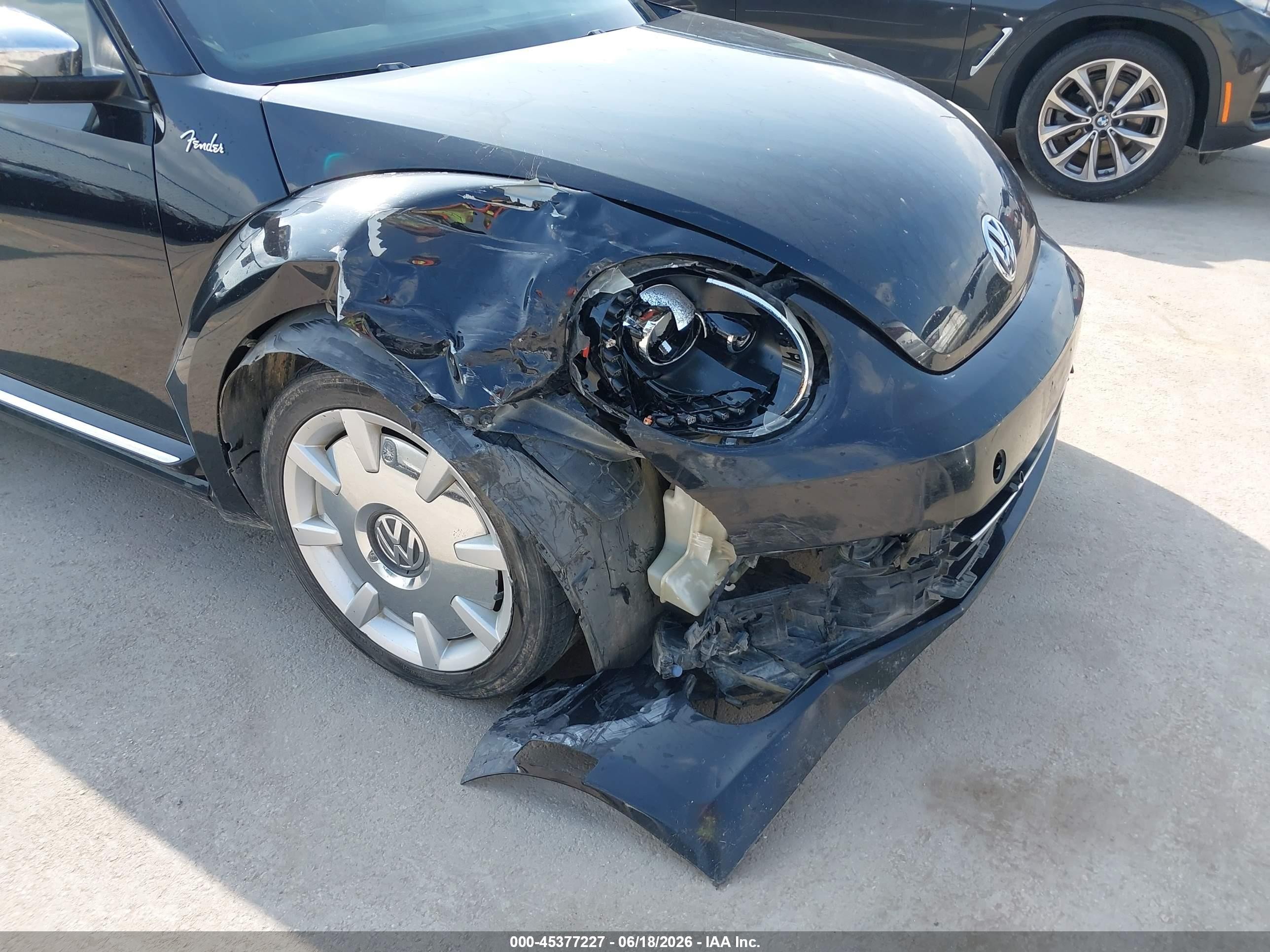 2013 Volkswagen Beetle 2.0t Fender Edition/2.0t Turbo/r-line Черный vin: 3VW4S7AT8DM685426