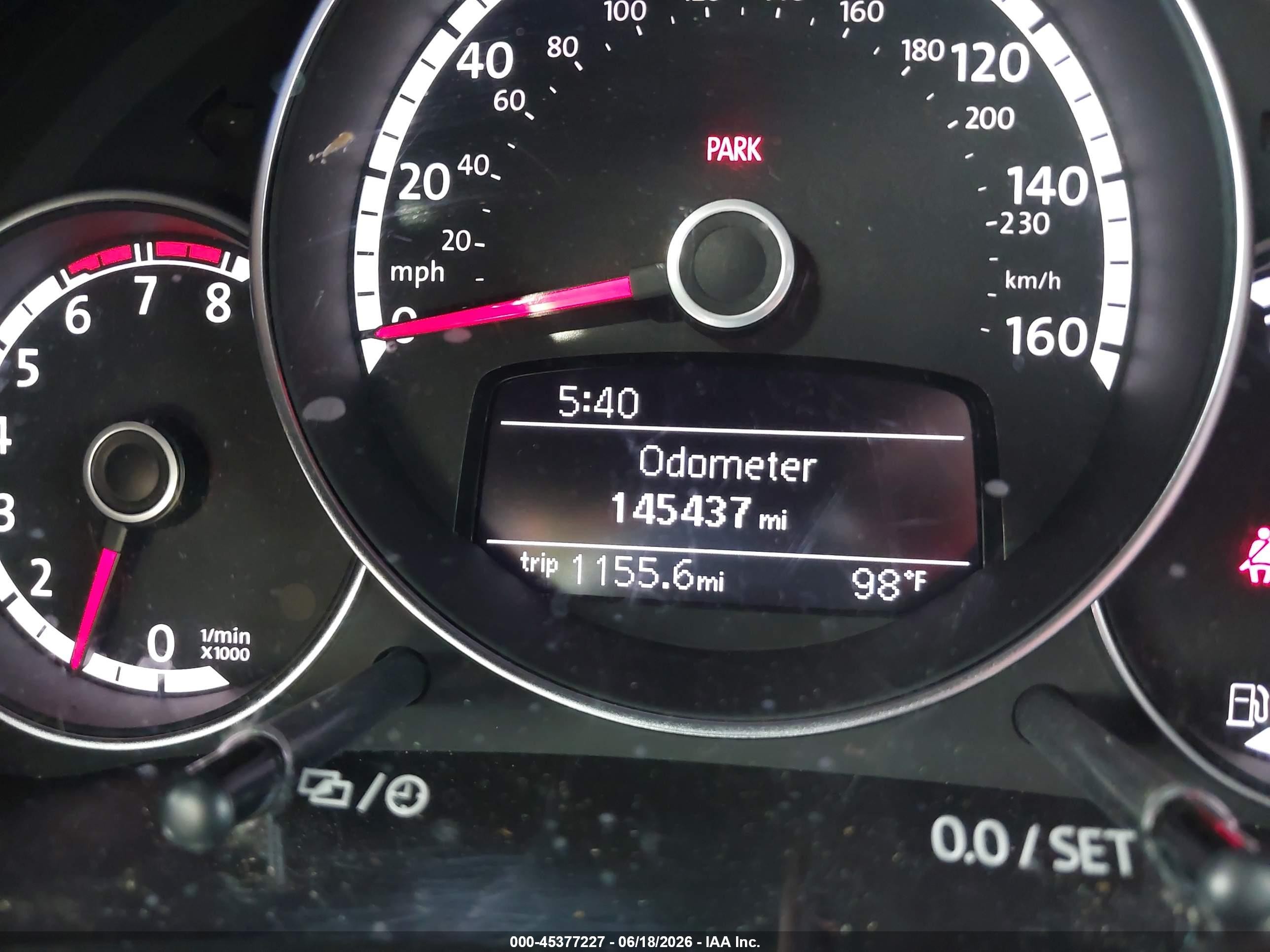 2013 Volkswagen Beetle 2.0t Fender Edition/2.0t Turbo/r-line Черный vin: 3VW4S7AT8DM685426