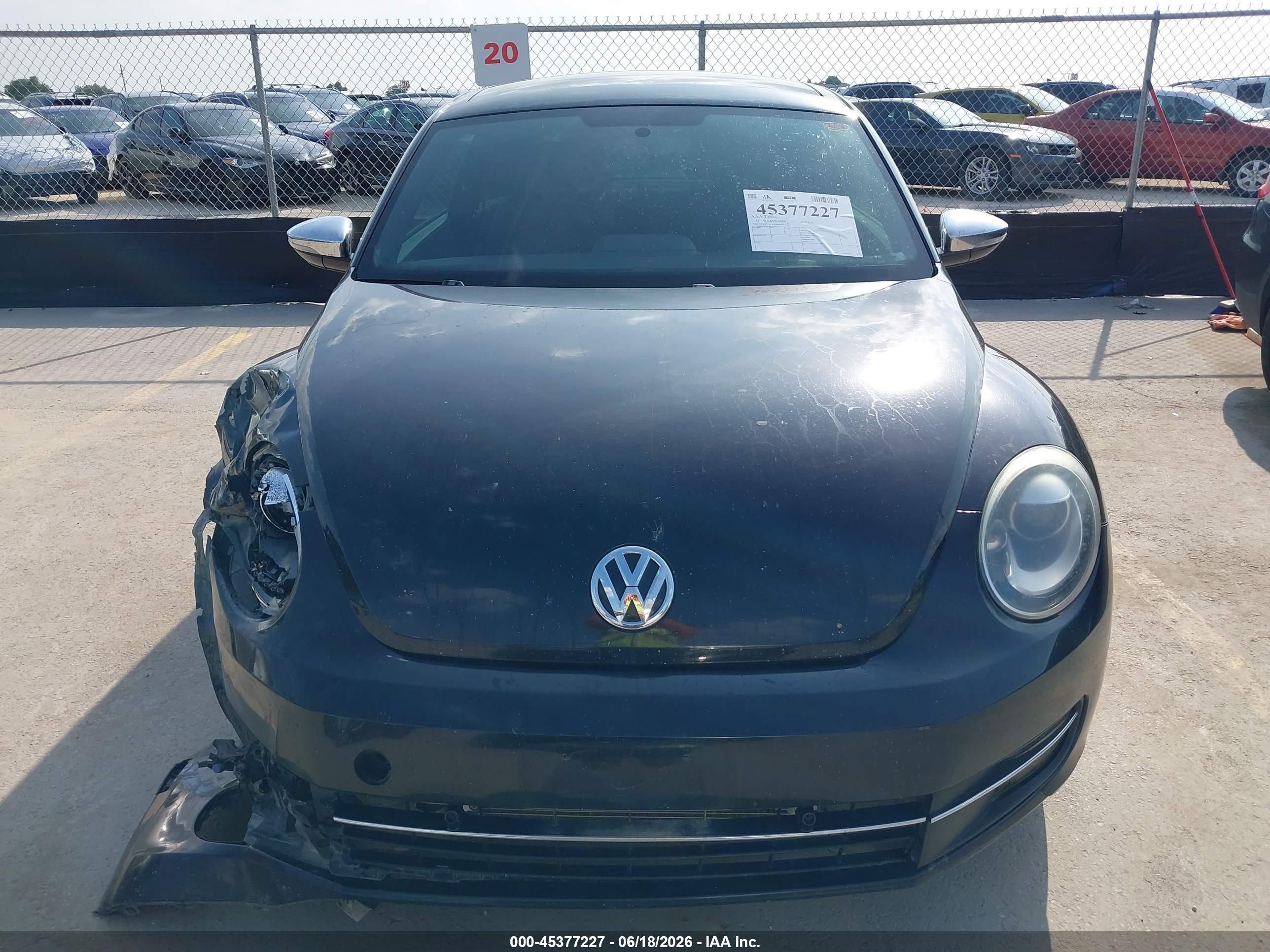 2013 Volkswagen Beetle 2.0t Fender Edition/2.0t Turbo/r-line Черный vin: 3VW4S7AT8DM685426