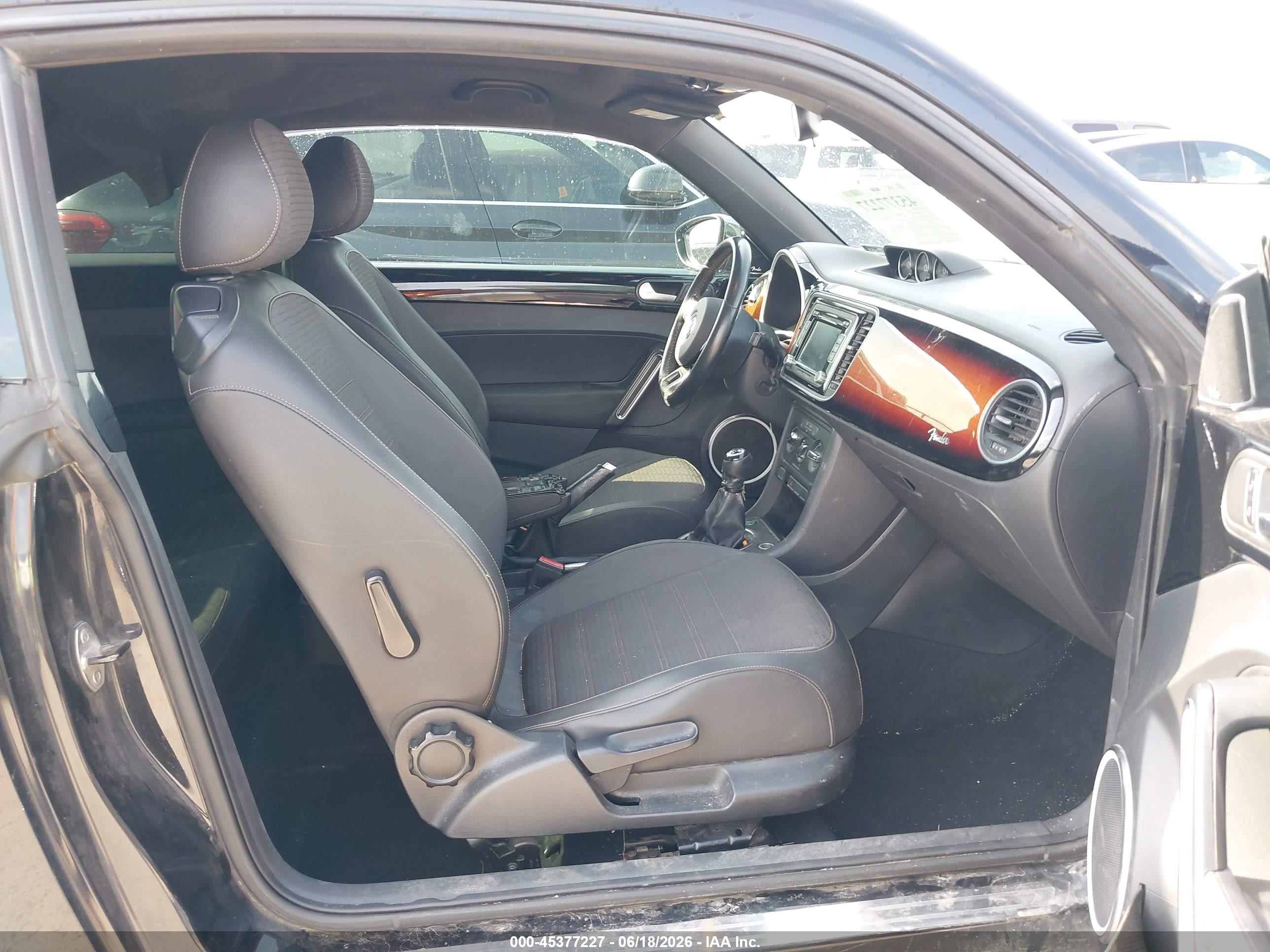 2013 Volkswagen Beetle 2.0t Fender Edition/2.0t Turbo/r-line Black vin: 3VW4S7AT8DM685426