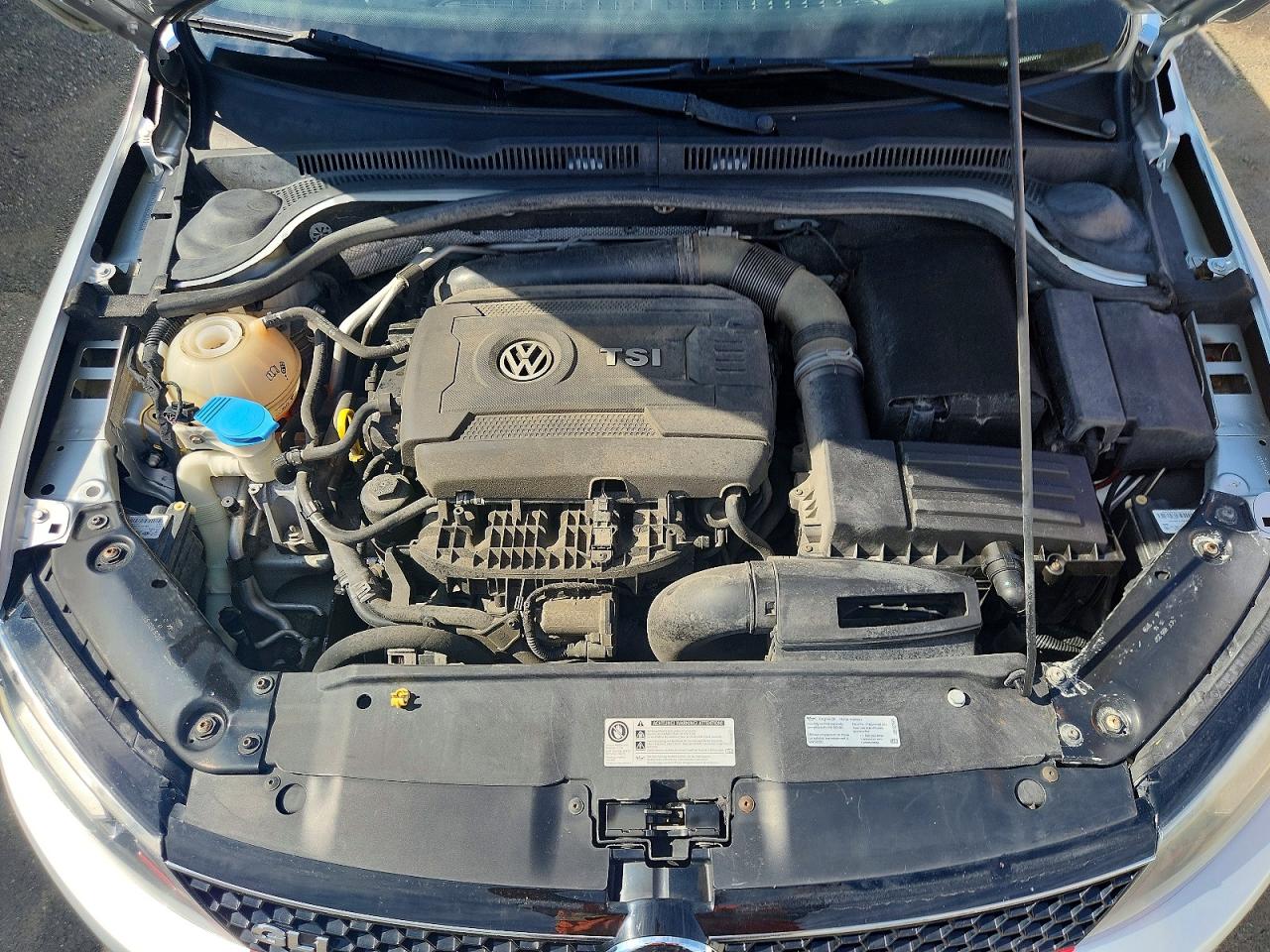 2014 Volkswagen Jetta Gli Silver vin: 3VW4T7AJ2EM292552