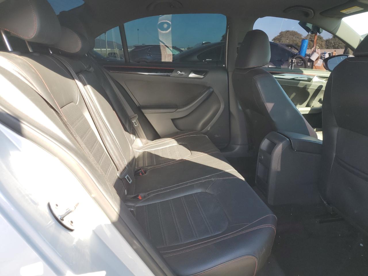 2018 Volkswagen Jetta Gli Белый vin: 3VW4T7AJ2JM239540