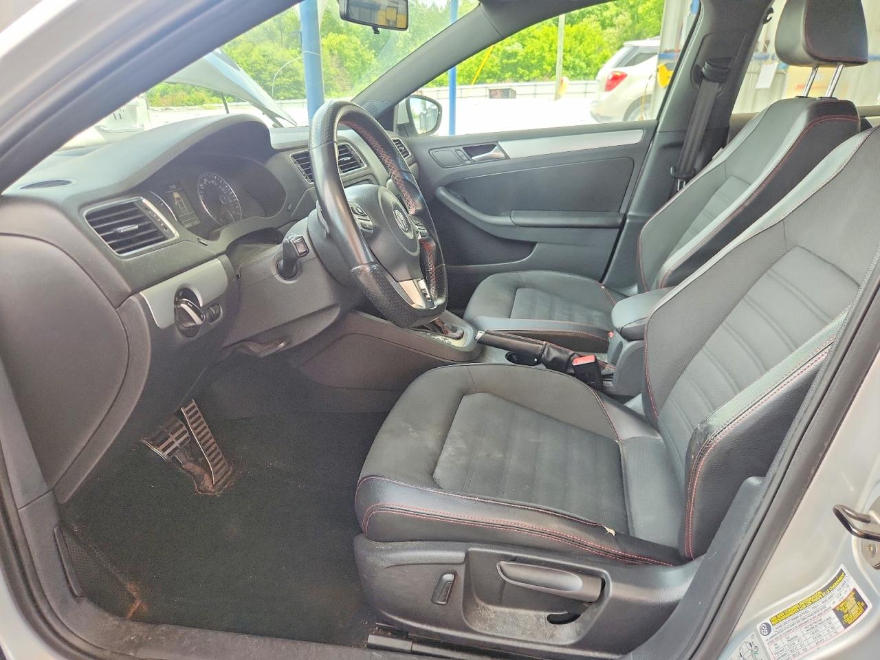 2013 Volkswagen Jetta Gli Silver vin: 3VW4T7AJ4DM306224