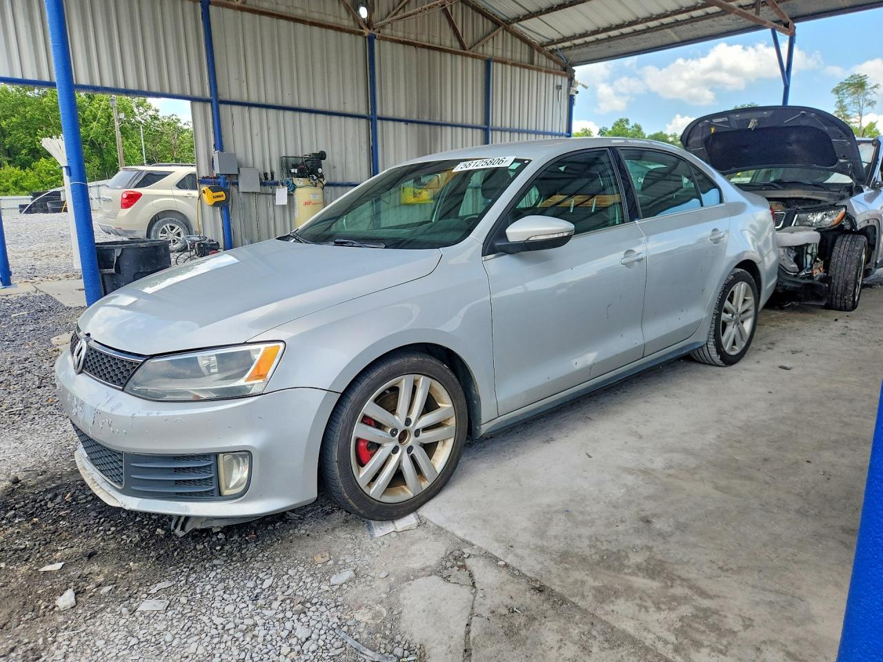 2013 Volkswagen Jetta Gli Silver vin: 3VW4T7AJ4DM306224