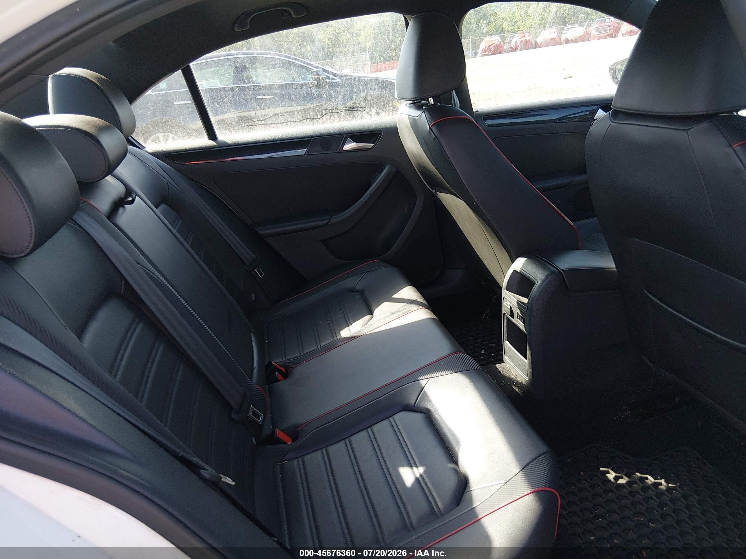 2014 Volkswagen Jetta Gli Edition 30 White vin: 3VW4T7AJ4EM329889