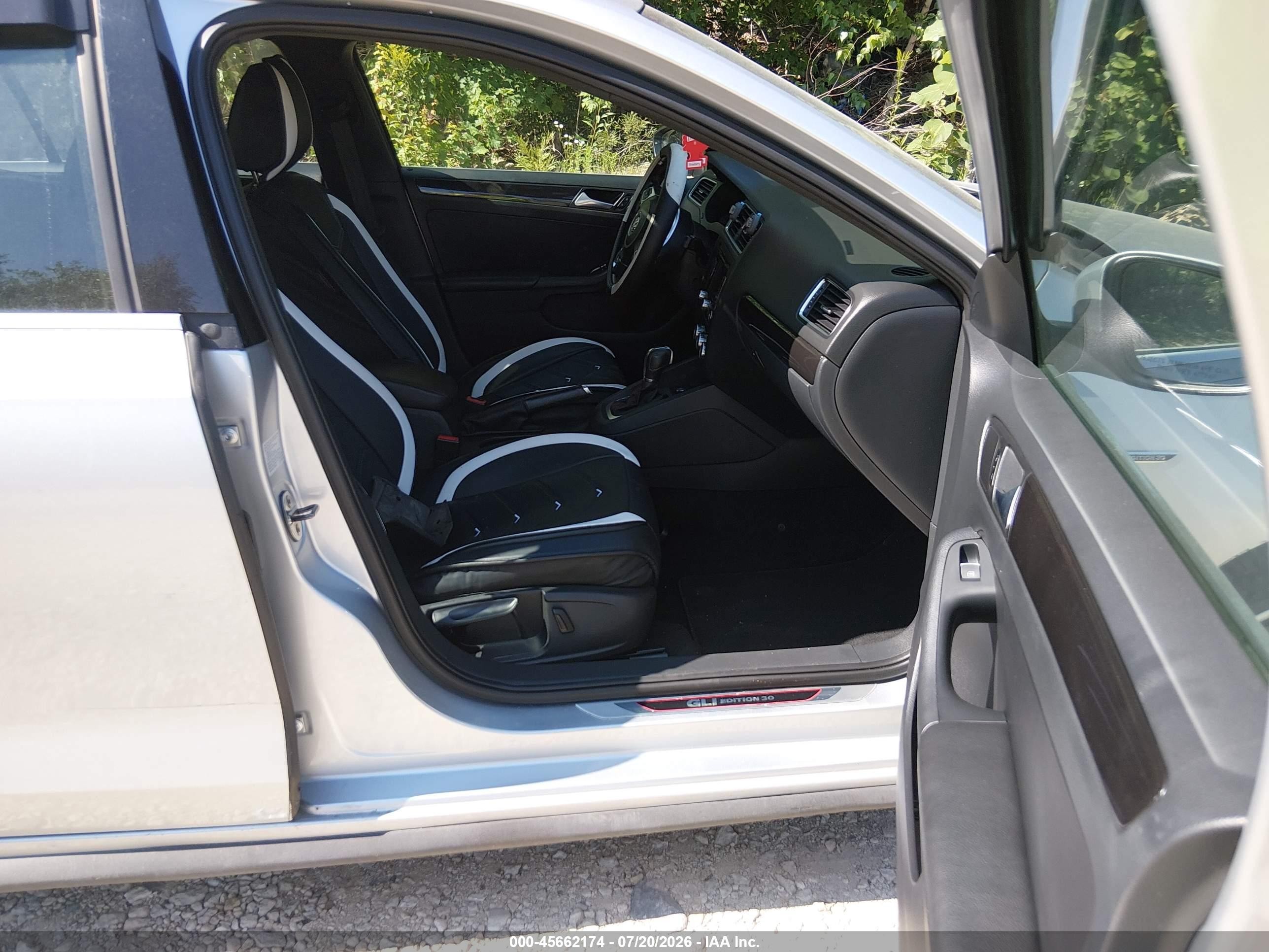 2014 Volkswagen Jetta Gli Edition 30 W/nav Silver vin: 3VW4T7AJ6EM275642