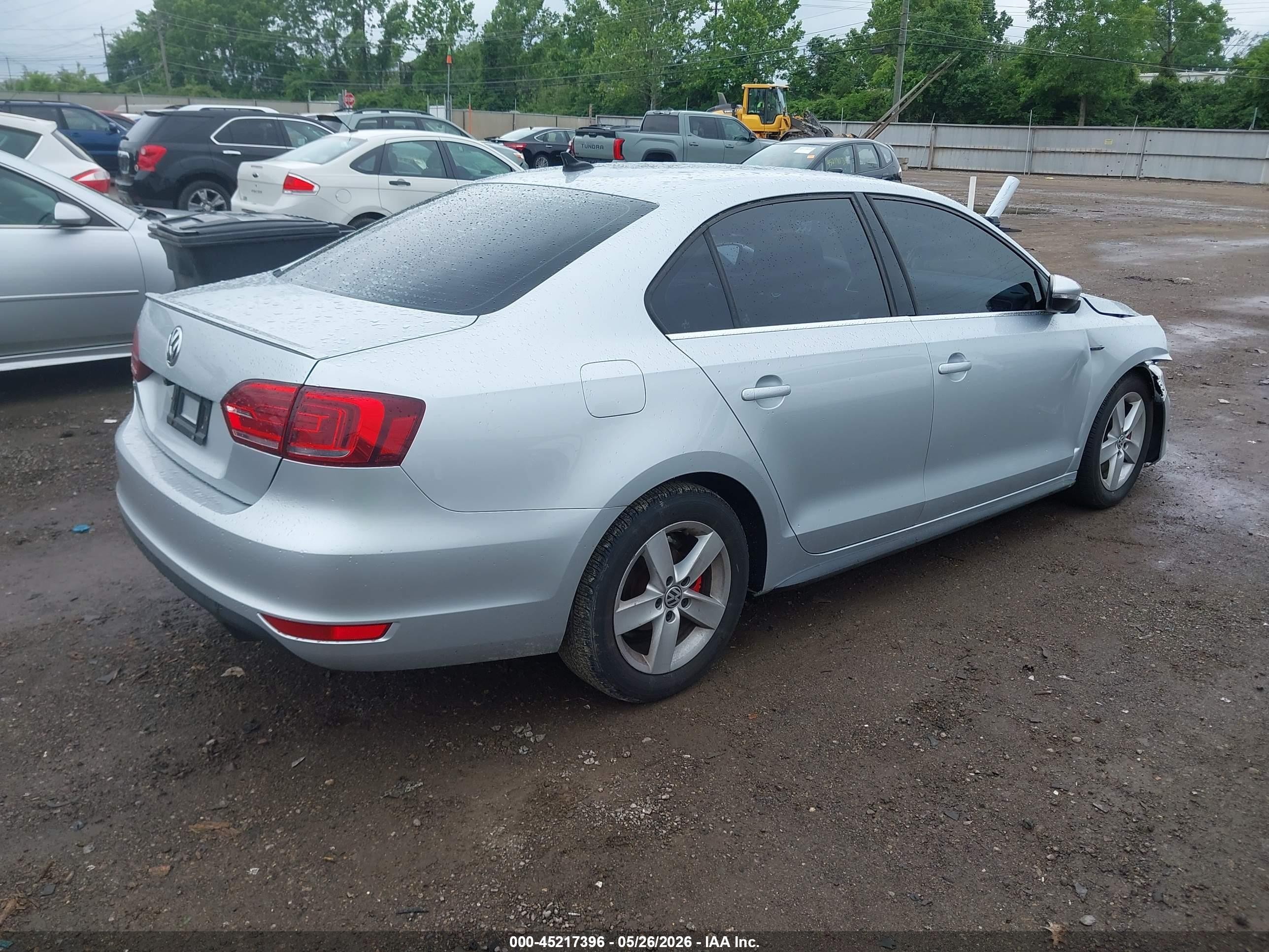 2014 Volkswagen Jetta Gli Edition 30 Silver vin: 3VW4T7AJ7EM329871