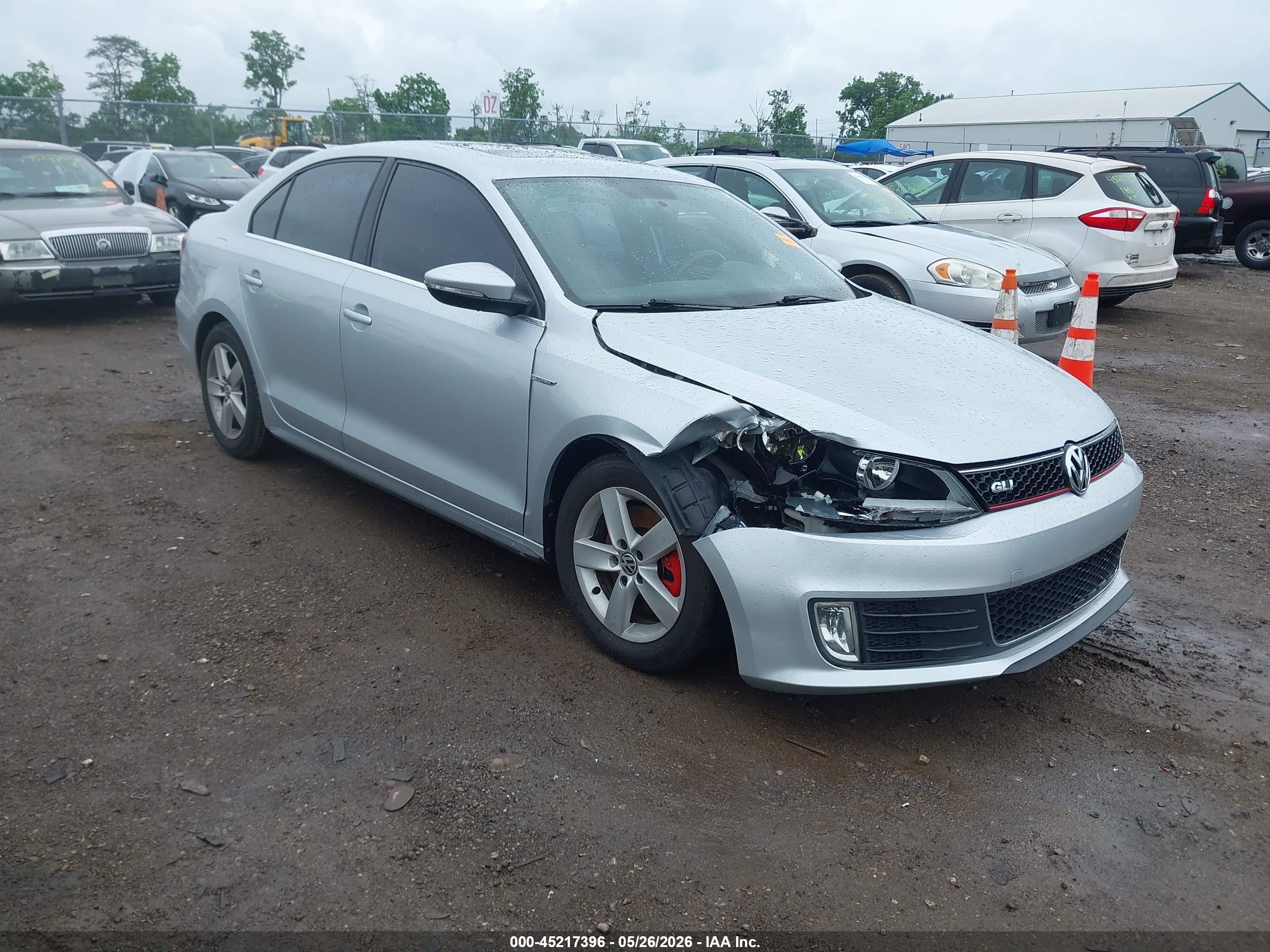 2014 Volkswagen Jetta Gli Edition 30 Silver vin: 3VW4T7AJ7EM329871
