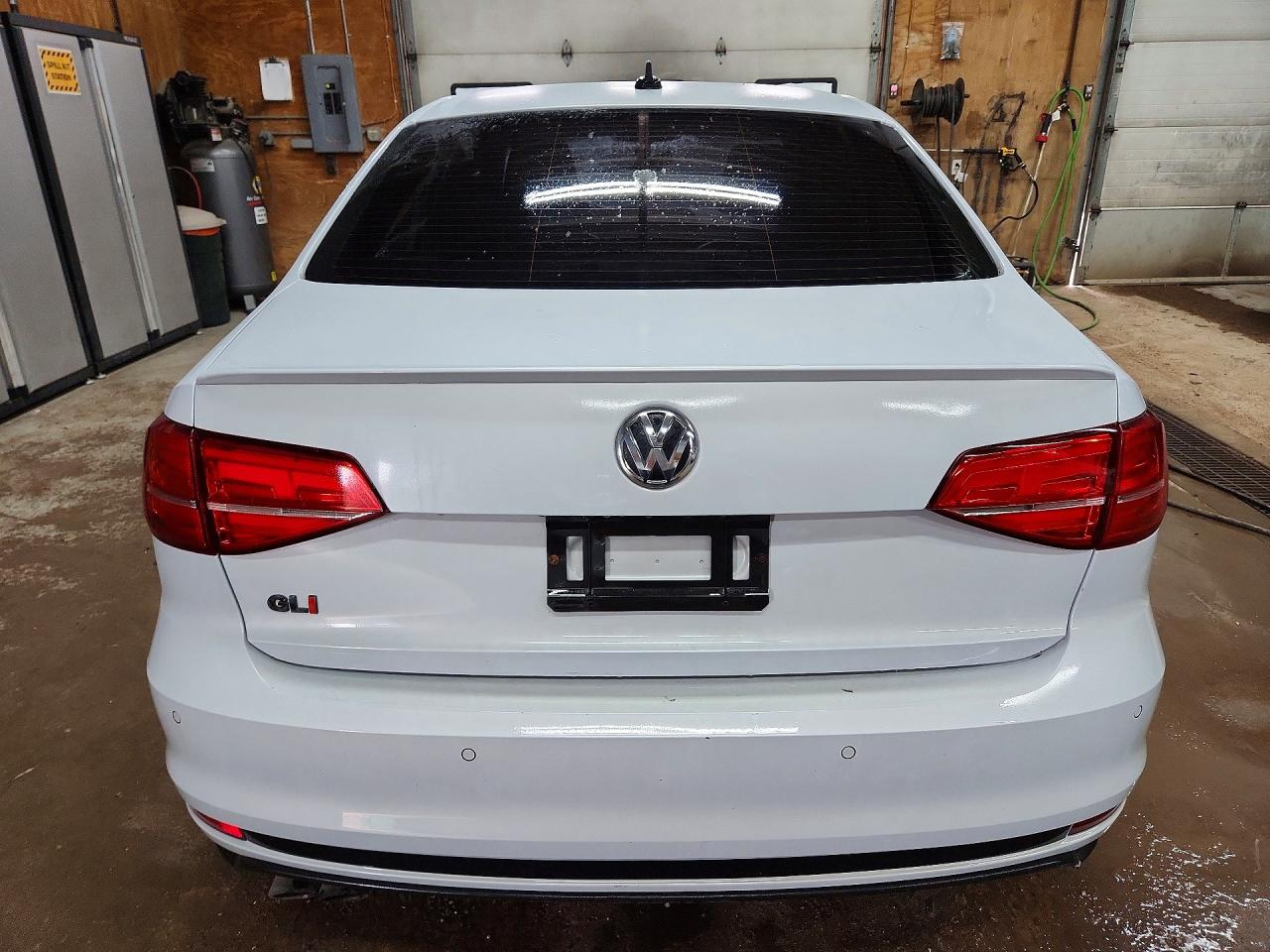 2017 Volkswagen Jetta Gli Silver vin: 3VW4T7AJ8HM311822