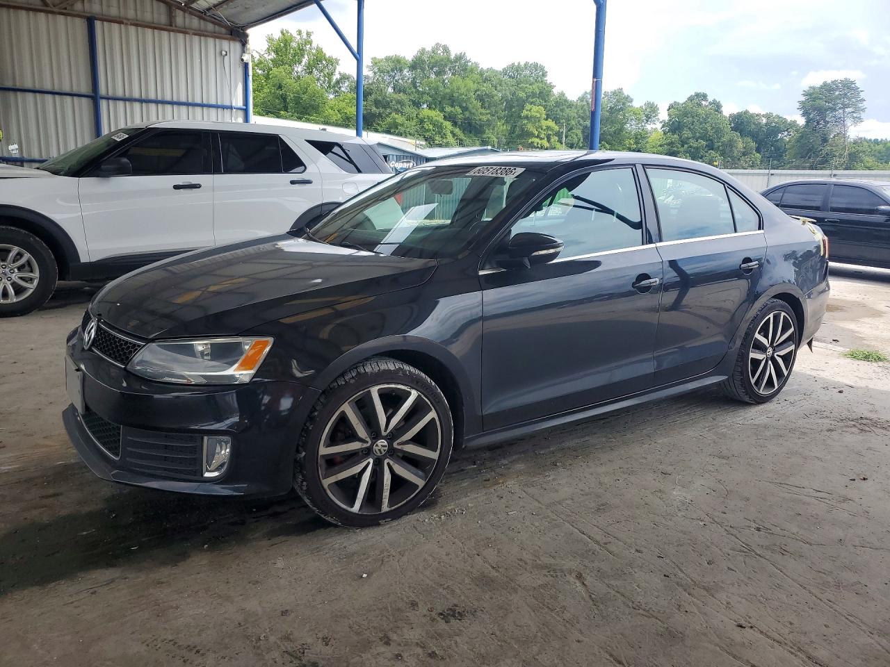 3VW4T7AJ9DM308843