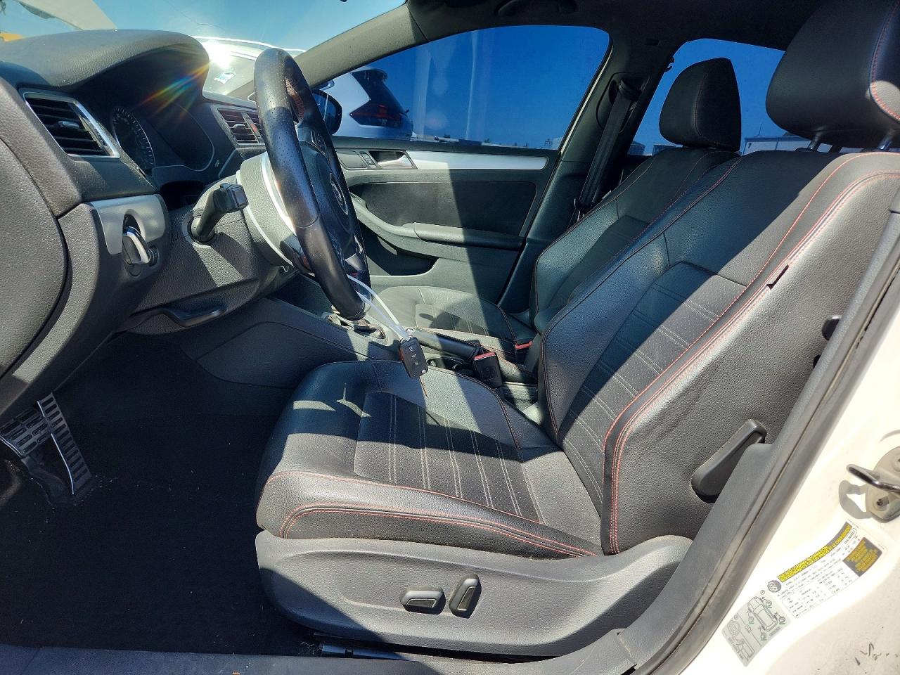 2013 Volkswagen Jetta Gli White vin: 3VW4T7AJXDM291096