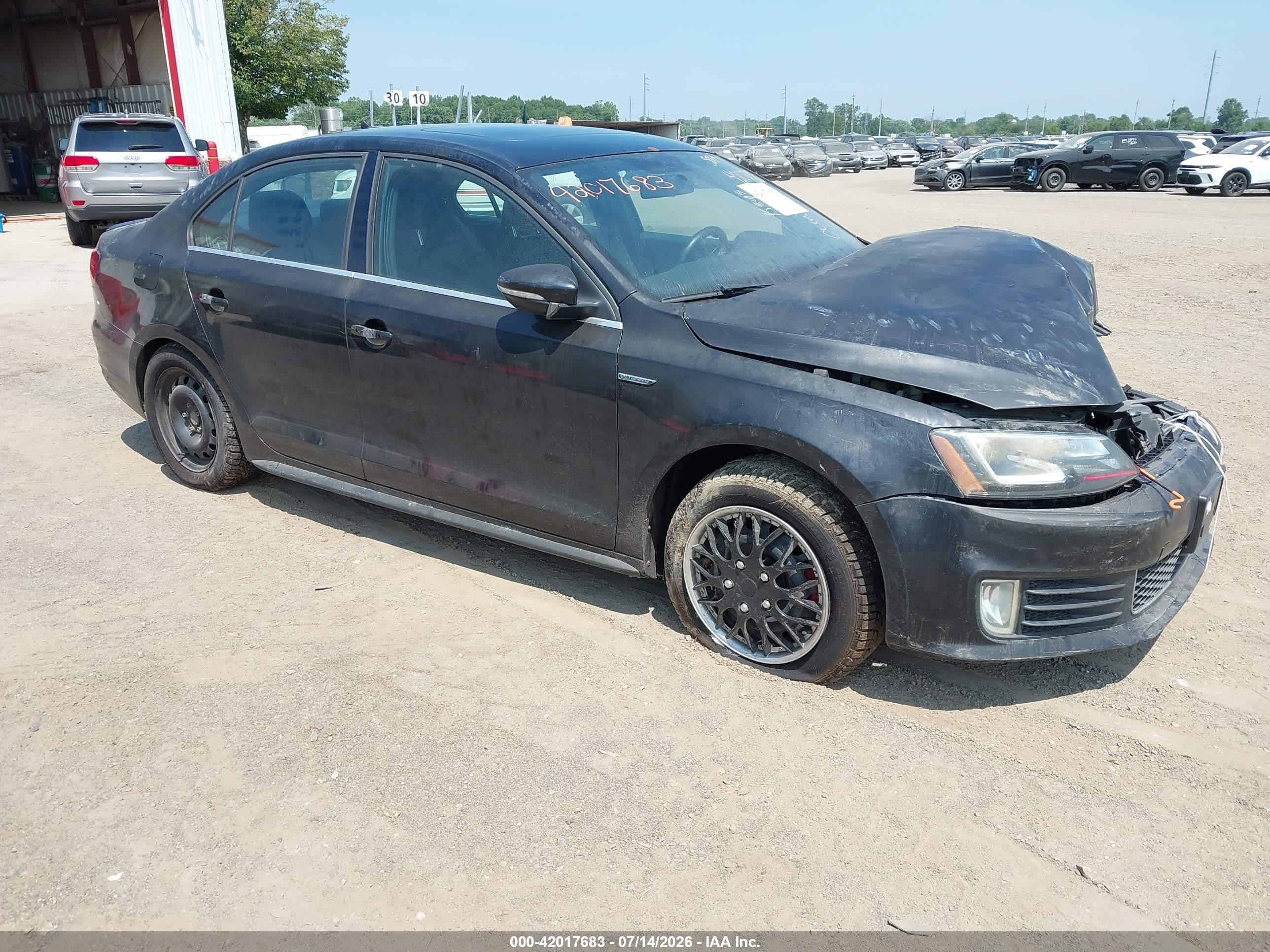 3VW4T7AJXEM261646