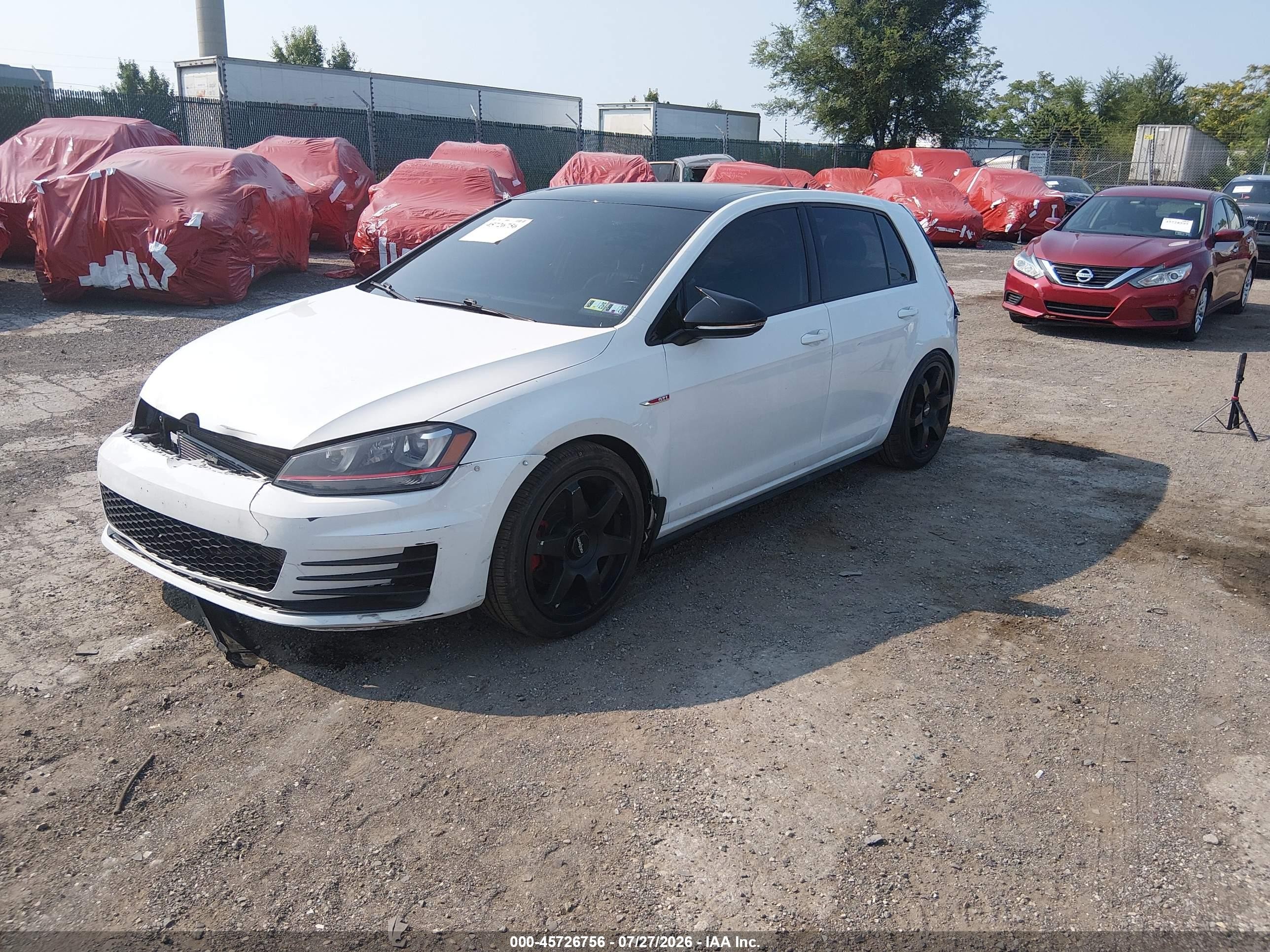 2015 Volkswagen Golf Gti 2.0t Se 4-door White vin: 3VW4T7AU0FM084567