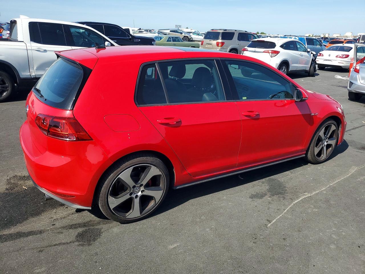 2015 Volkswagen Gti Red vin: 3VW4T7AU1FM007643