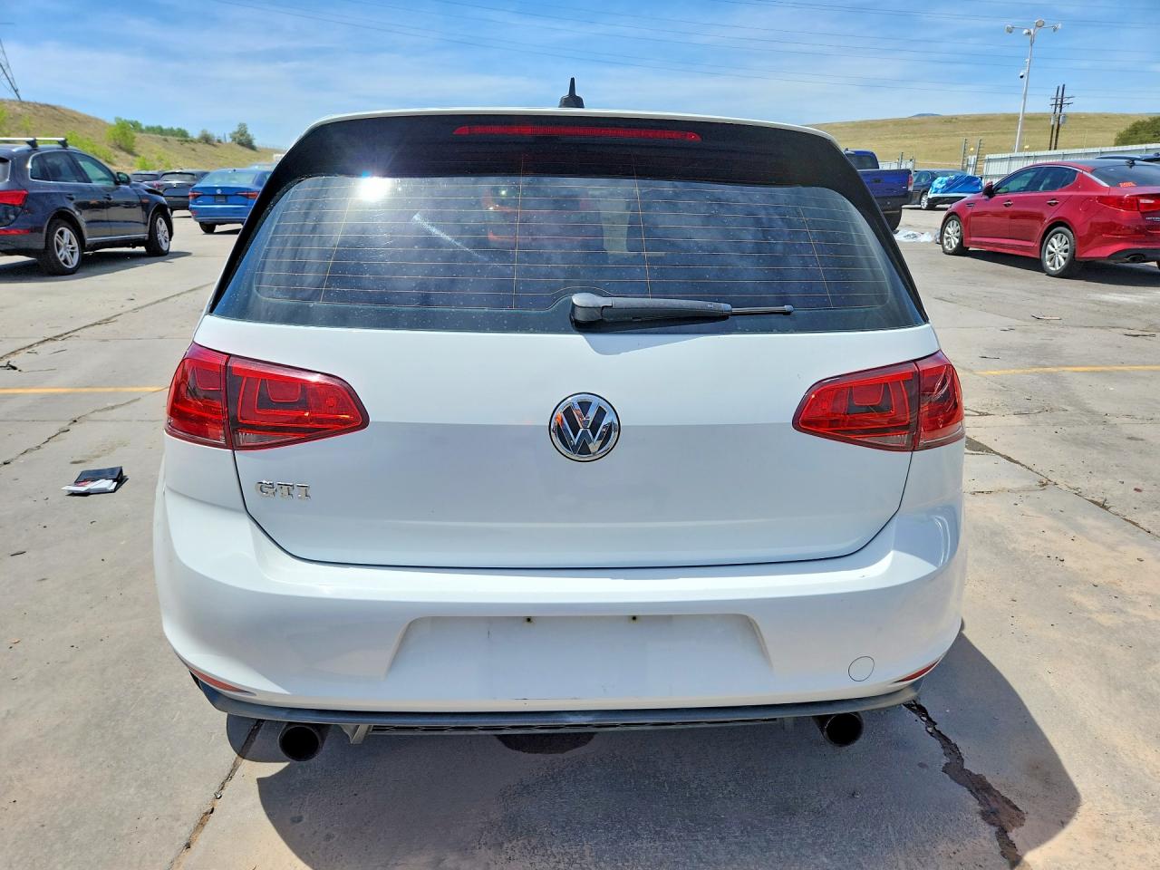 2015 Volkswagen Gti White vin: 3VW4T7AU1FM065252